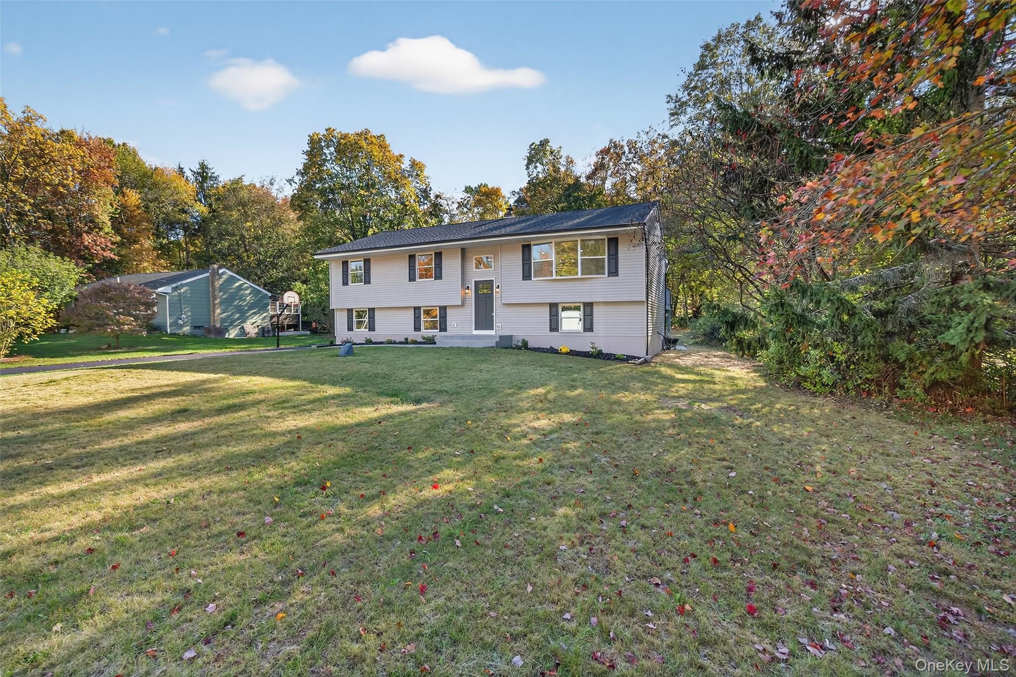 6 Pamal Lane, New Paltz, NY 12561