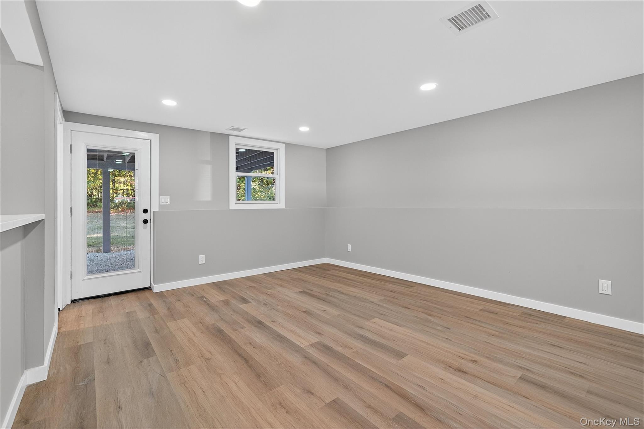 6 Pamal Lane, New Paltz, NY 12561