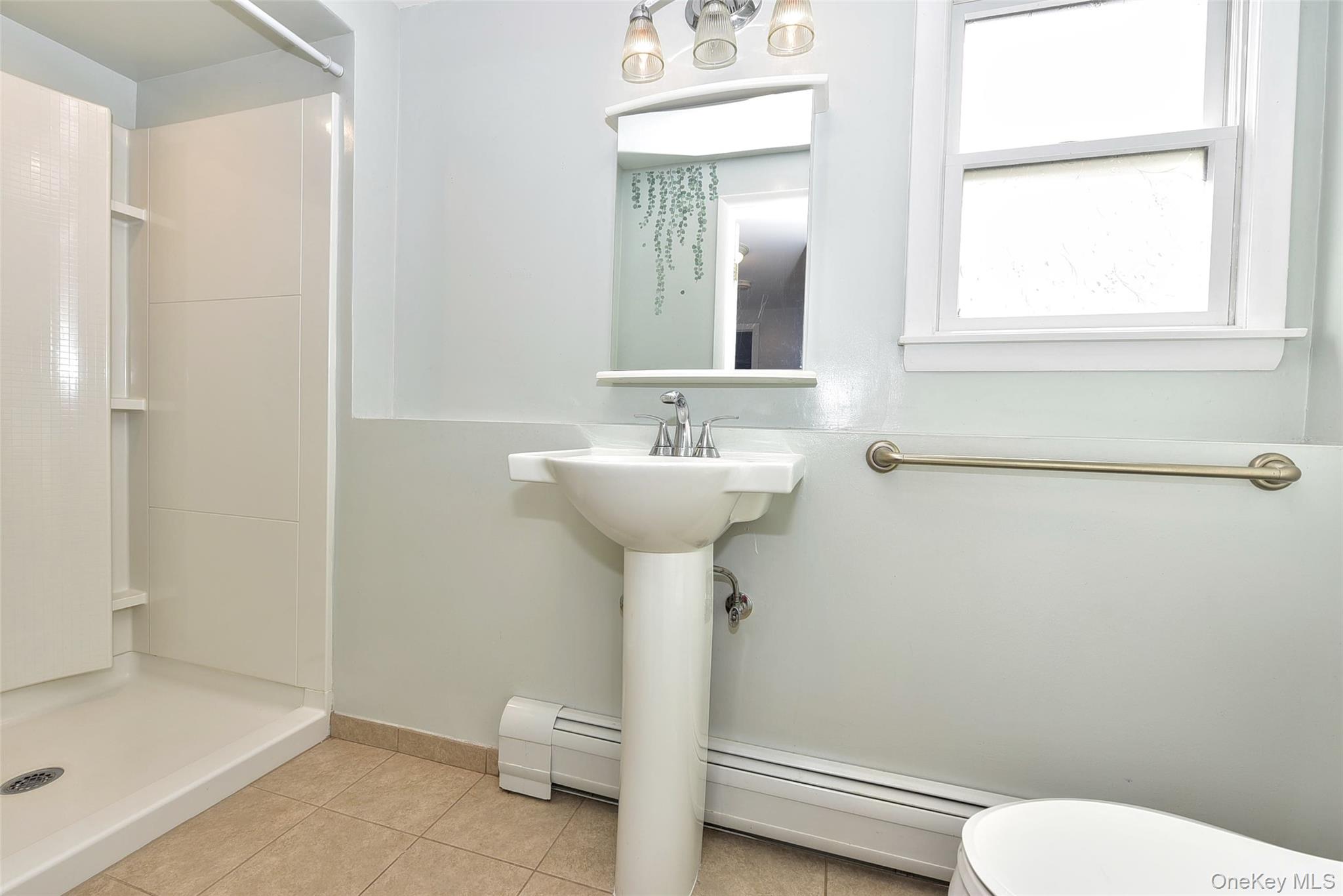 33 S Hillcrest Road, Suffern, NY 10901