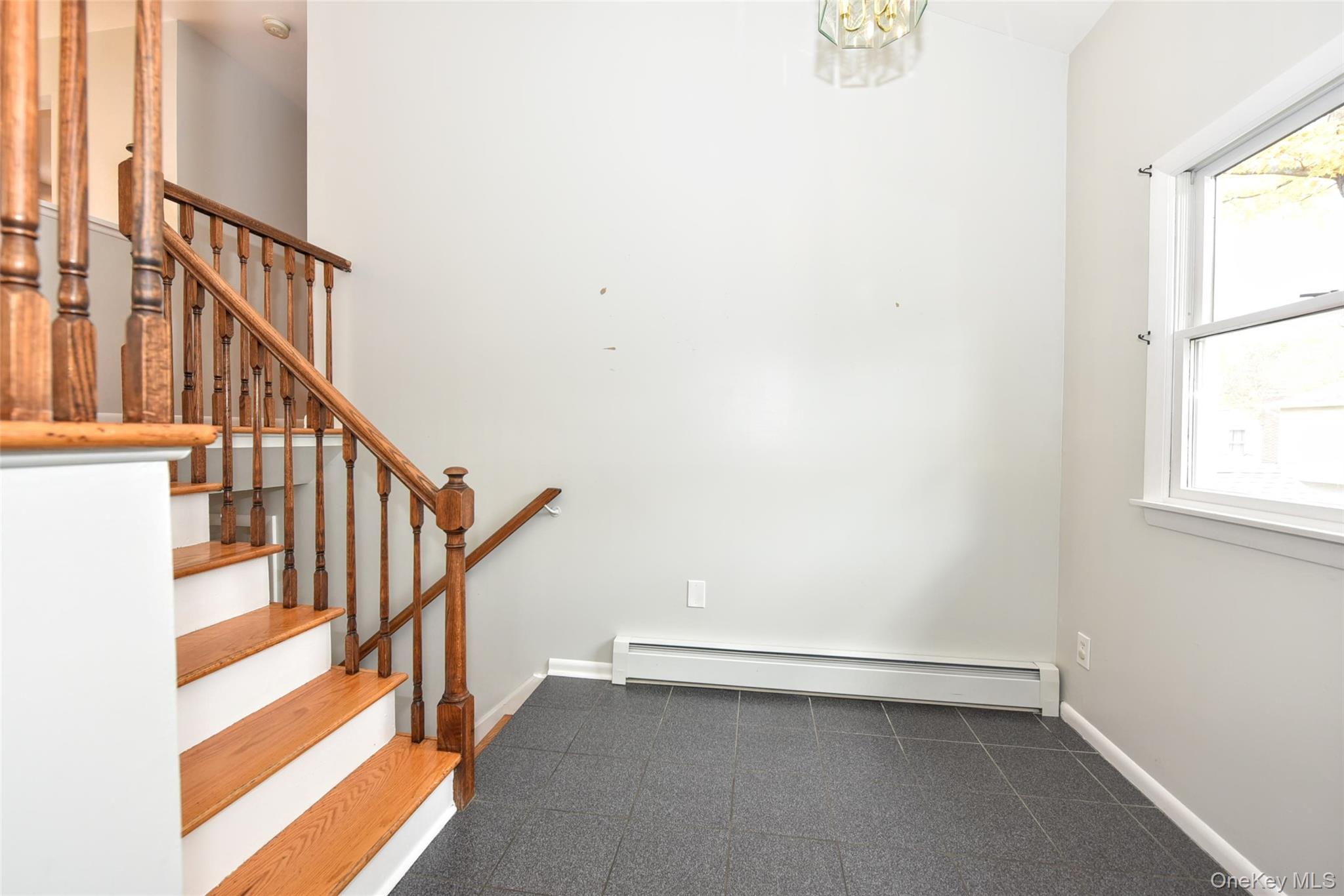 33 S Hillcrest Road, Suffern, NY 10901