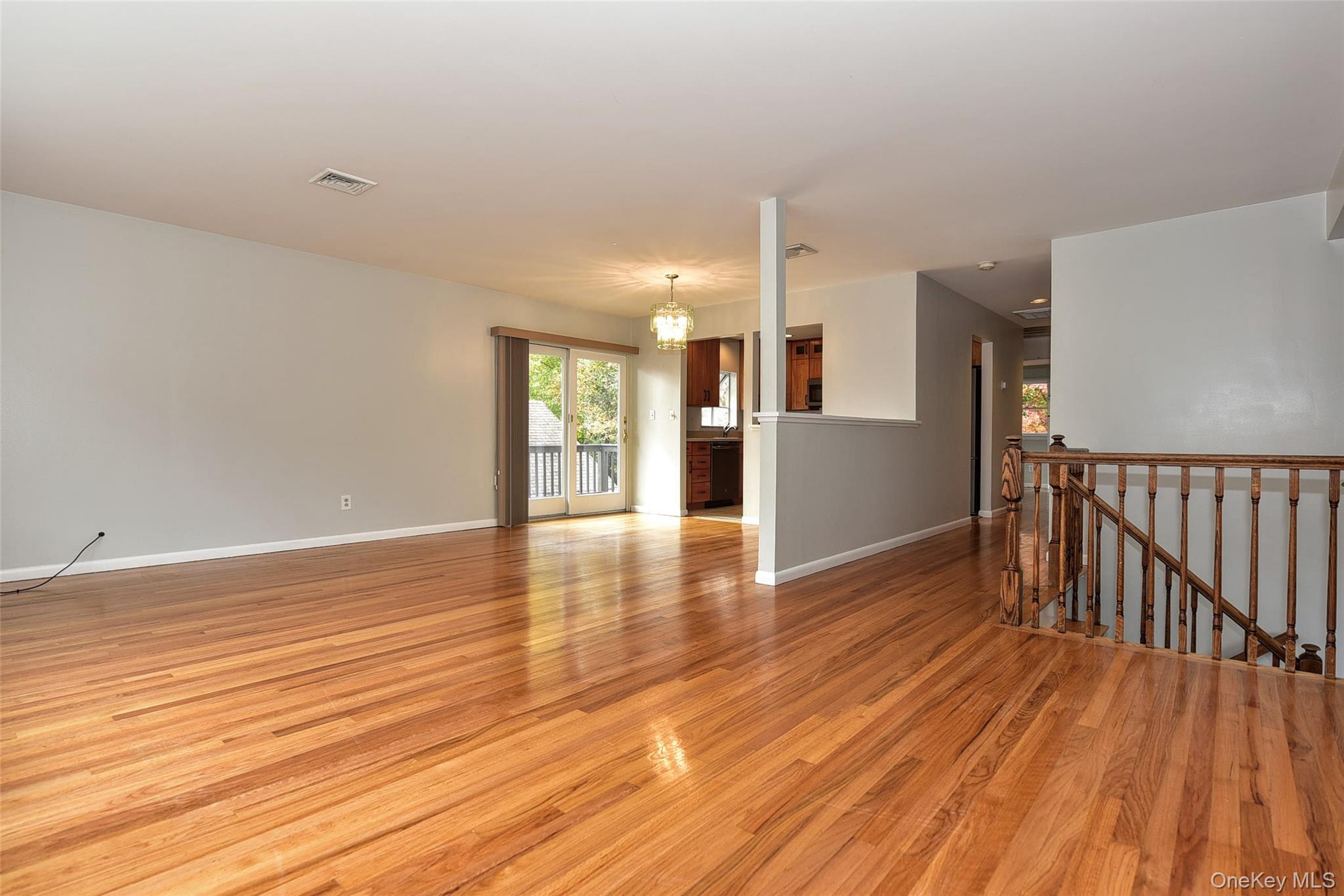 33 S Hillcrest Road, Suffern, NY 10901