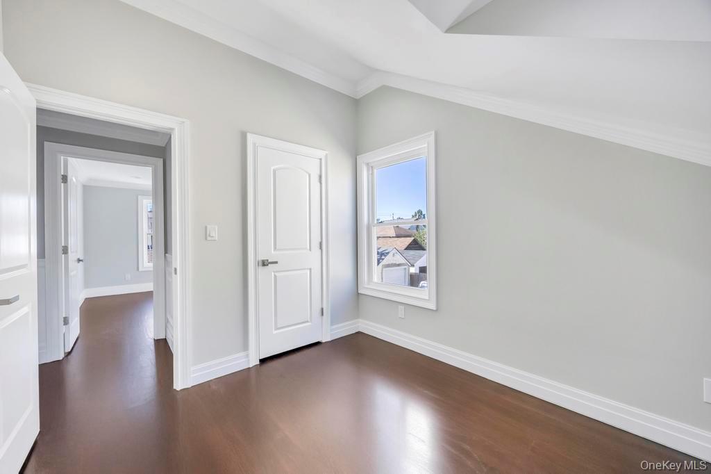 41 Perry Street, Hempstead, NY 11550