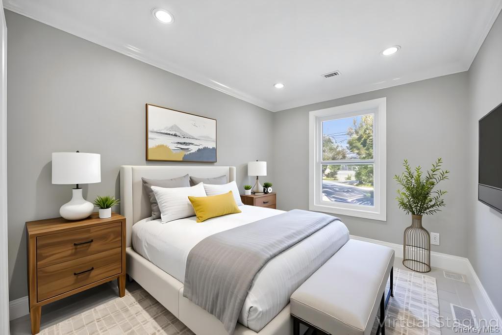 41 Perry Street, Hempstead, NY 11550