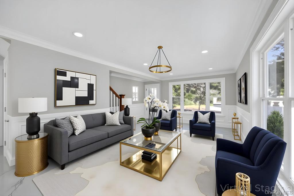 41 Perry Street, Hempstead, NY 11550