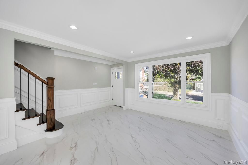 41 Perry Street, Hempstead, NY 11550