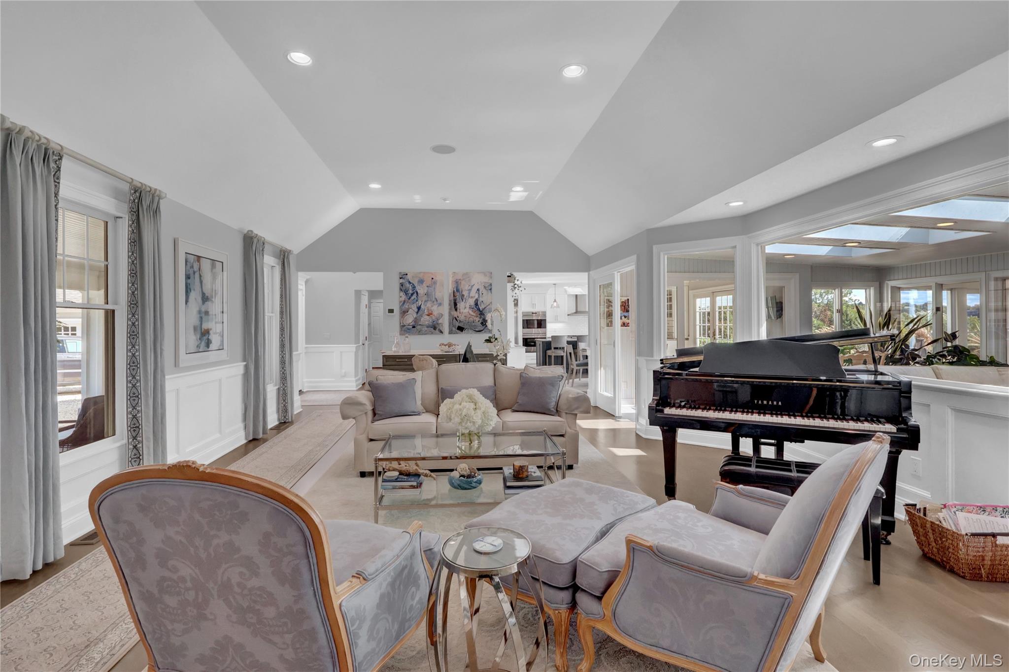 111 Old Field Road, Setauket, NY 11733