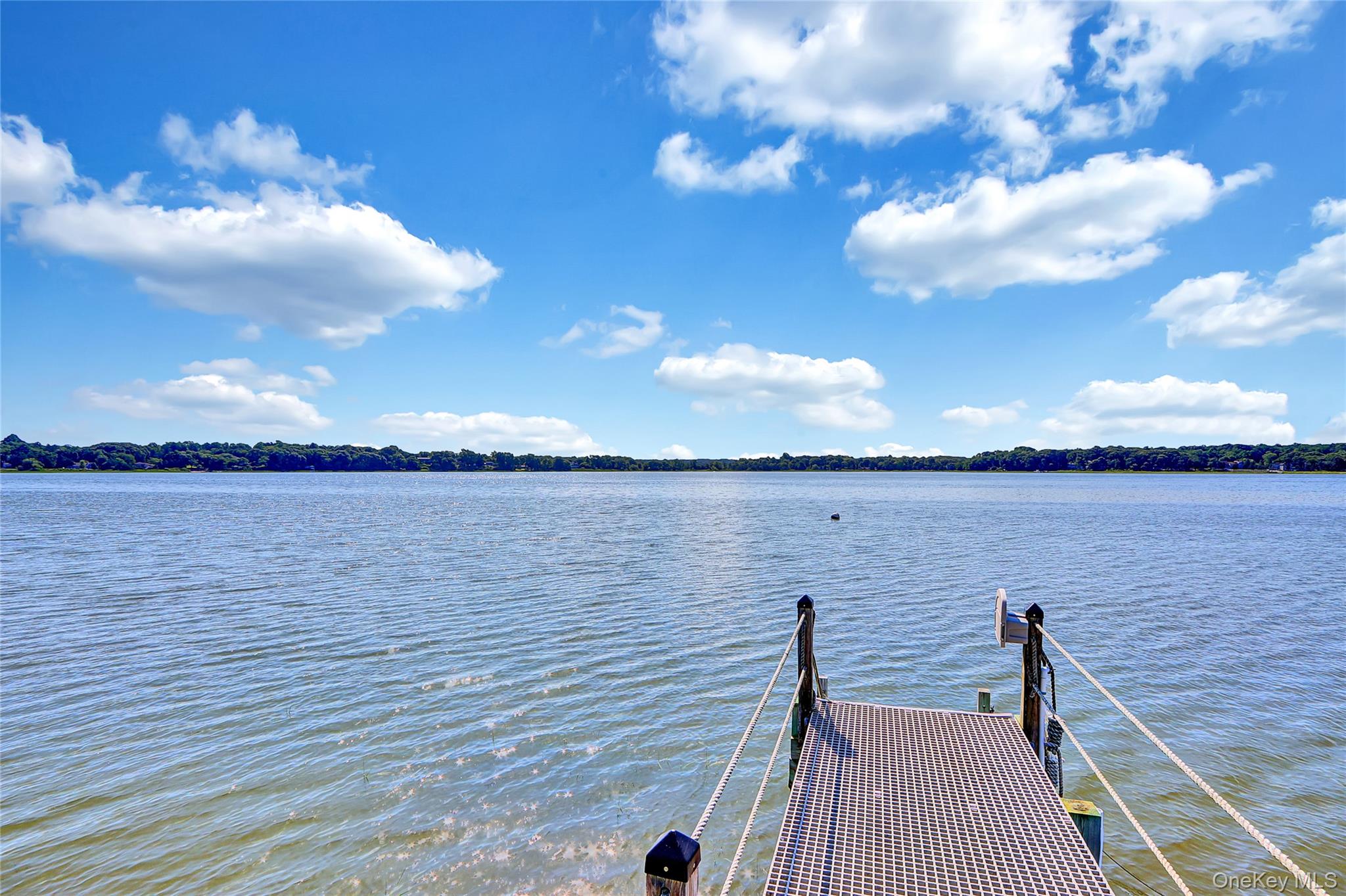 111 Old Field Road, Setauket, NY 11733