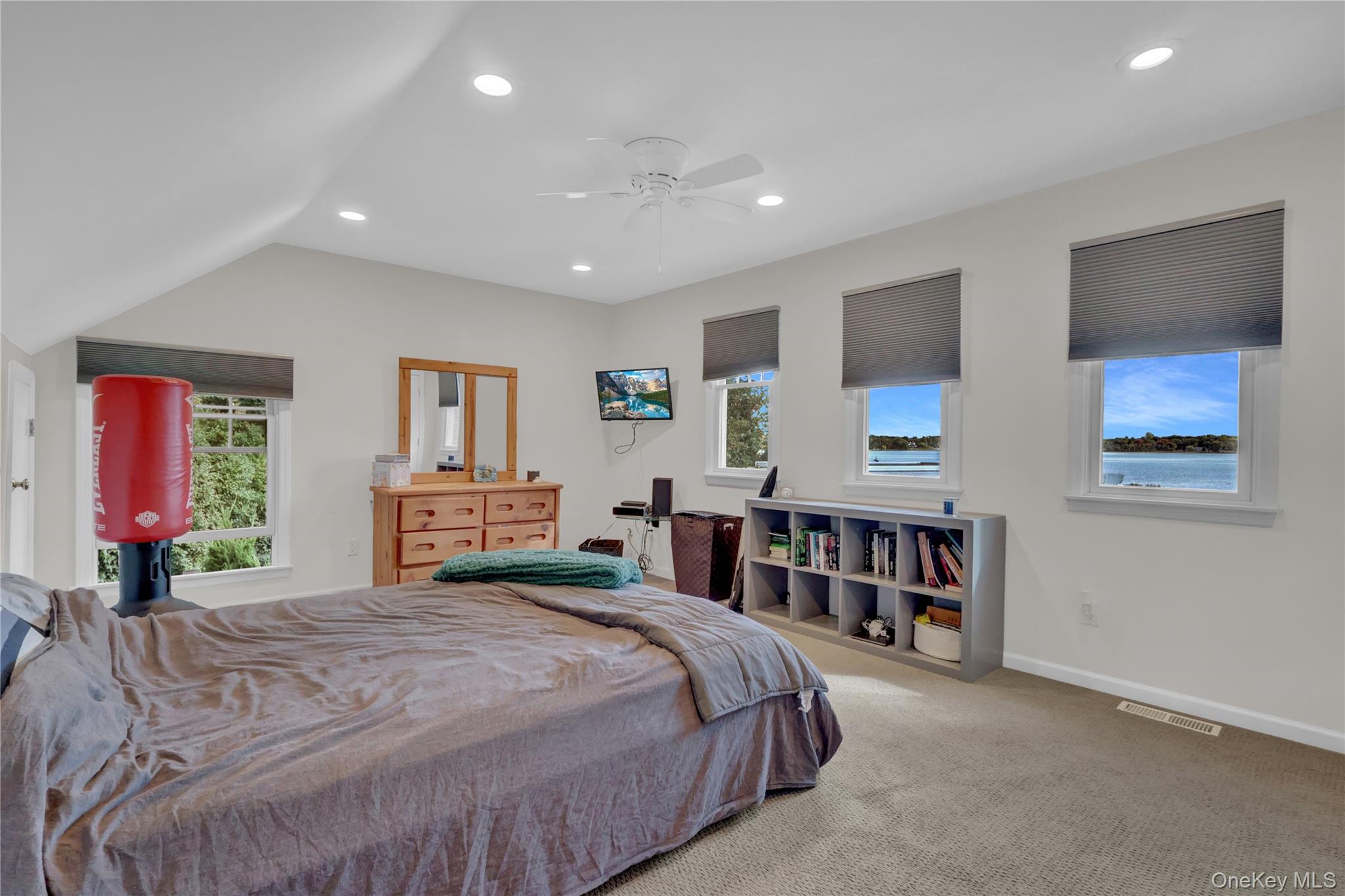 111 Old Field Road, Setauket, NY 11733