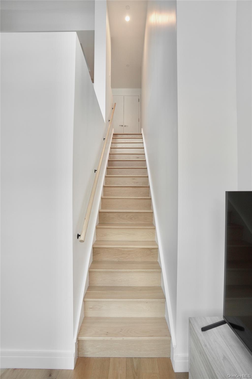 2416 Queens Plaza S # 2D, Long Island City, NY 11101