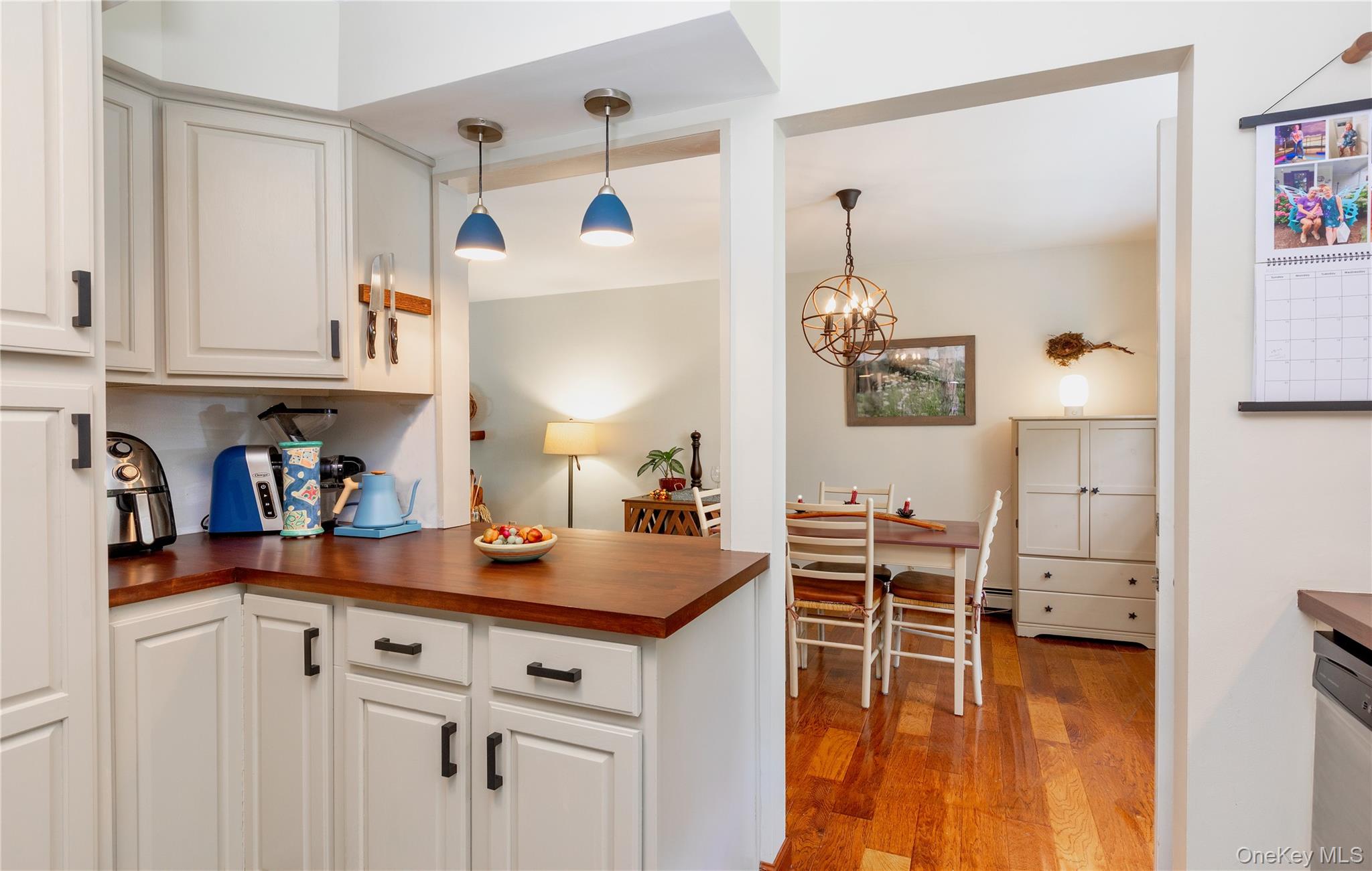 424 Tongore Way, Stone Ridge, NY 12401