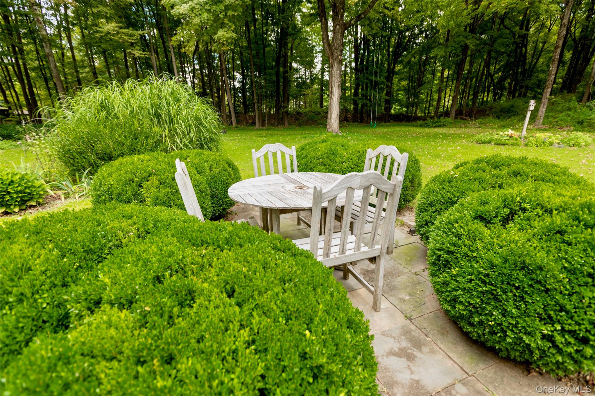 424 Tongore Way, Stone Ridge, NY 12401