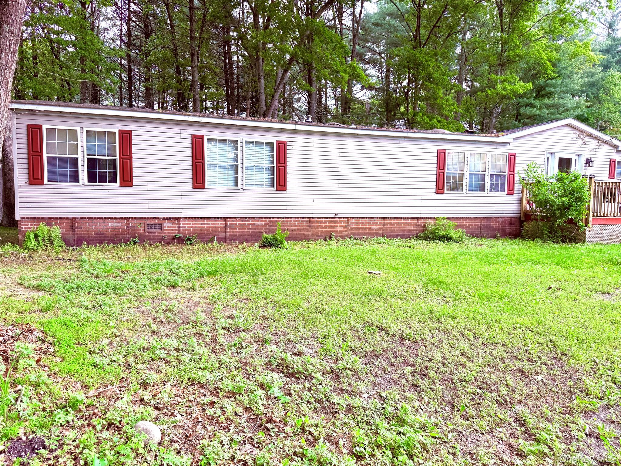 5 Faith Dr, Port Jervis, NY 12771