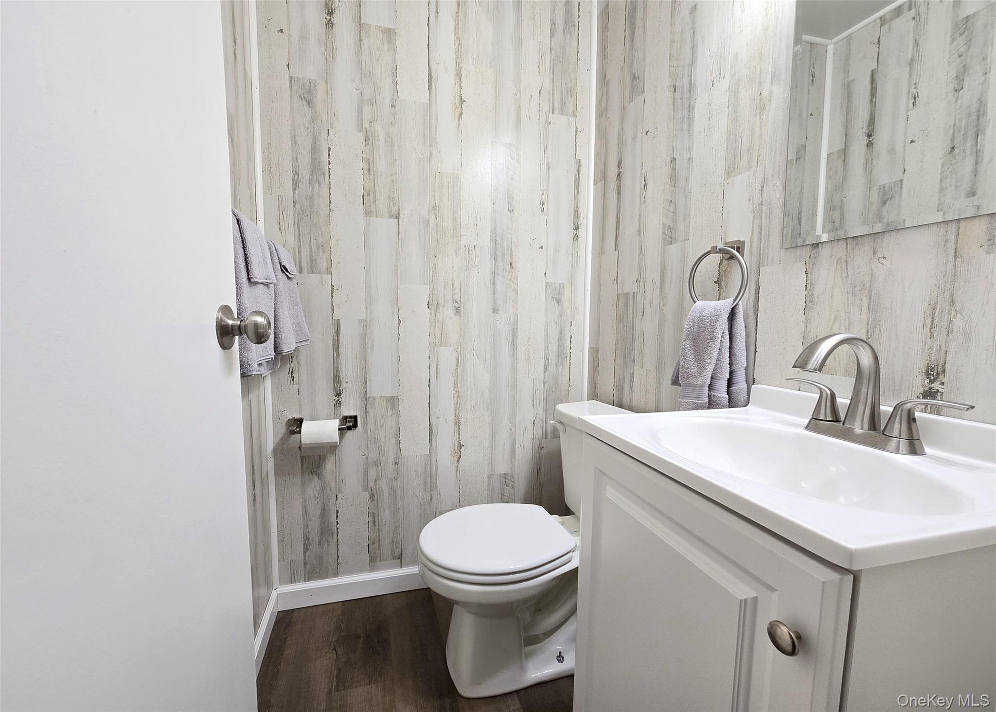 236 Sagamore Hills Drive, Port Jefferson Station, NY 11776