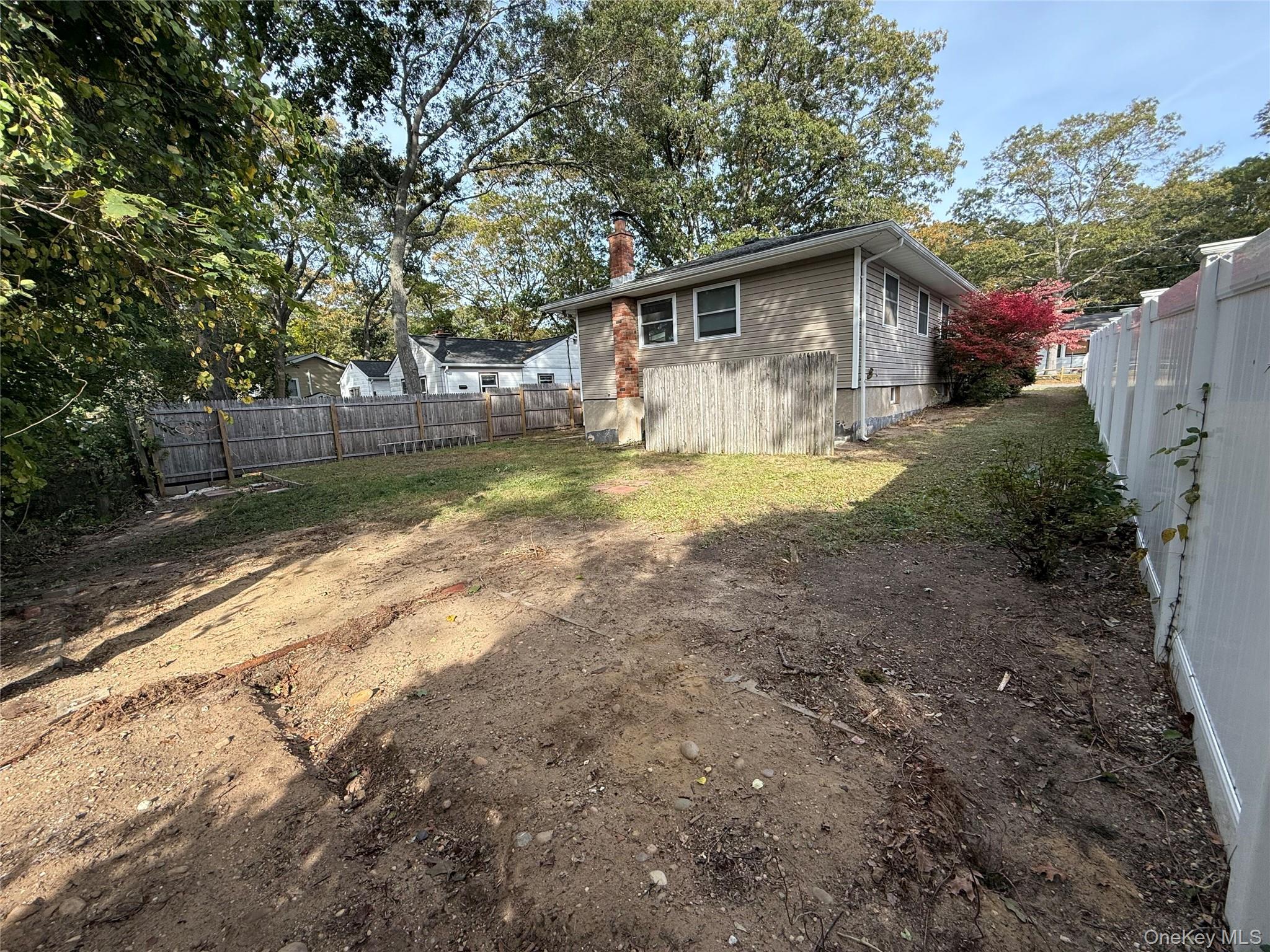 50 Newcomb Trail, Ridge, NY 11961