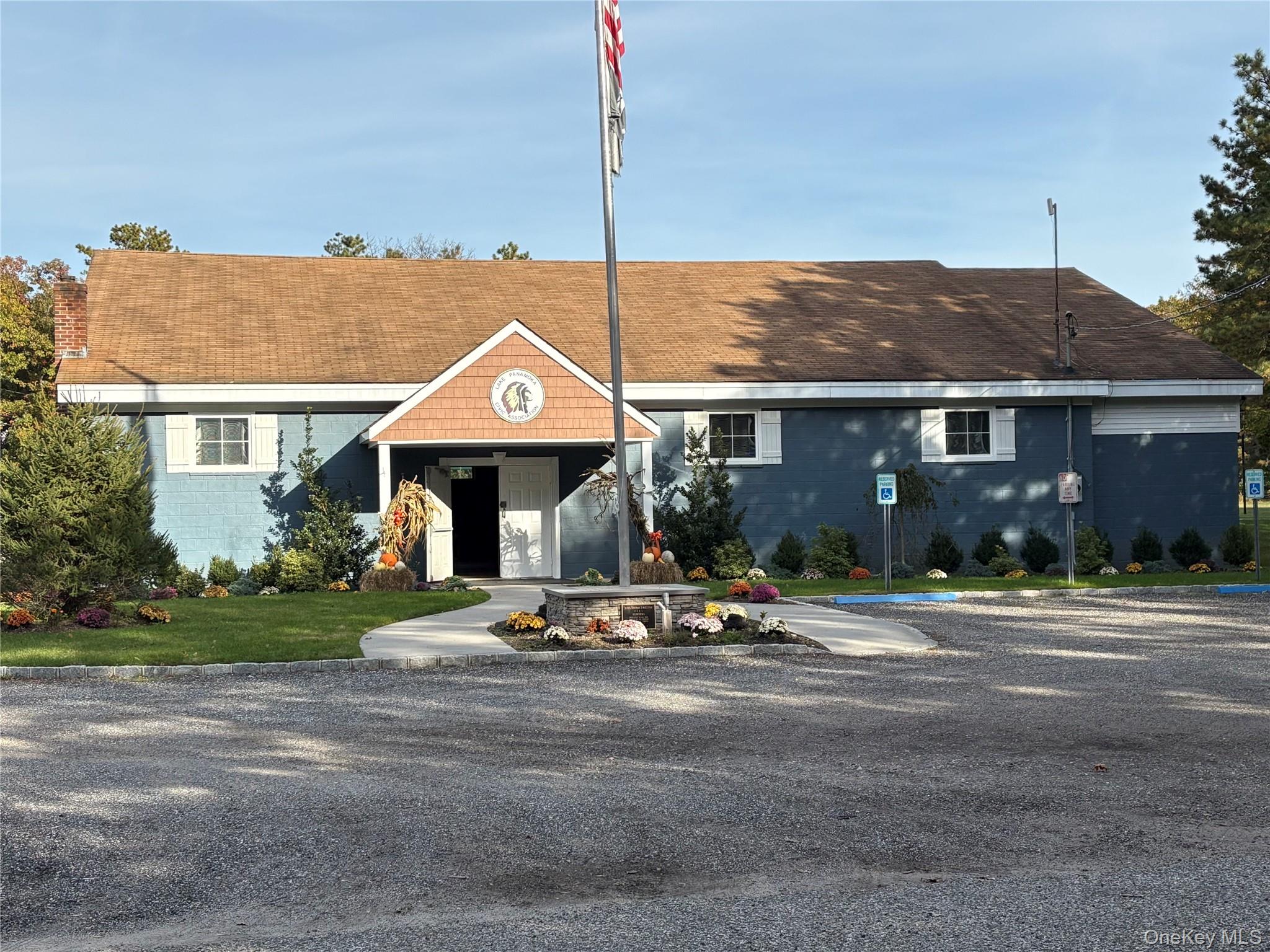 50 Newcomb Trail, Ridge, NY 11961