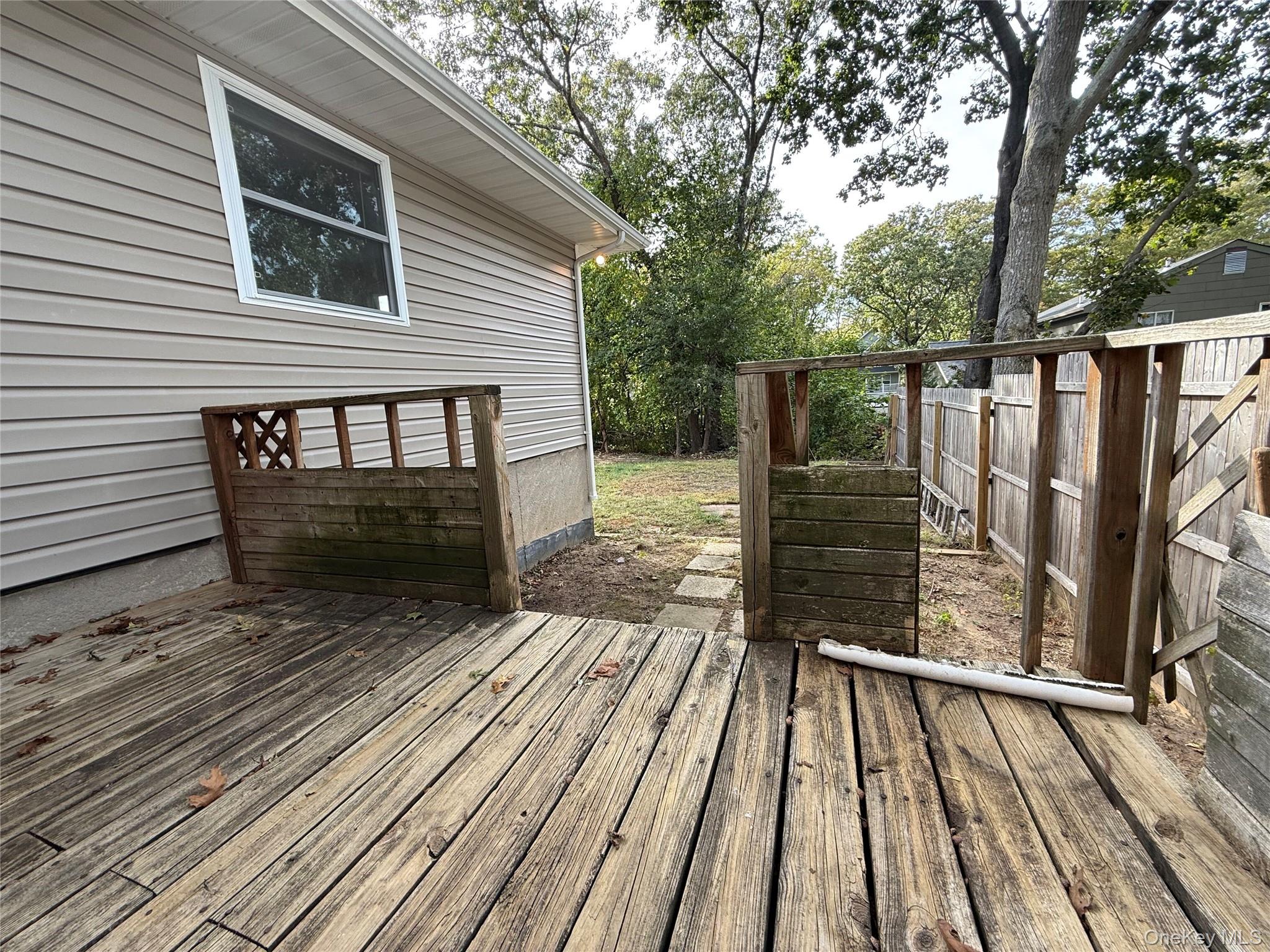 50 Newcomb Trail, Ridge, NY 11961