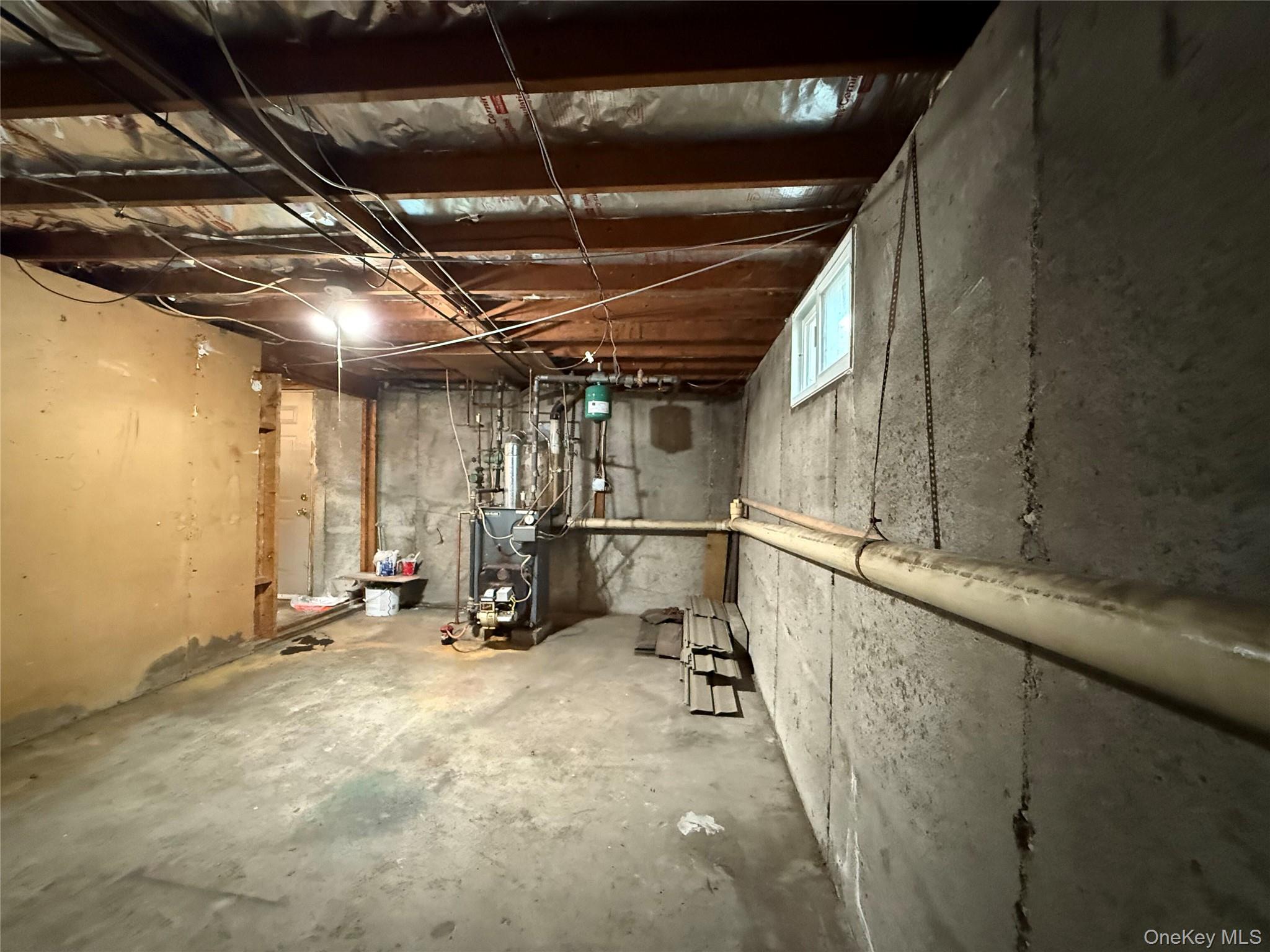 50 Newcomb Trail, Ridge, NY 11961