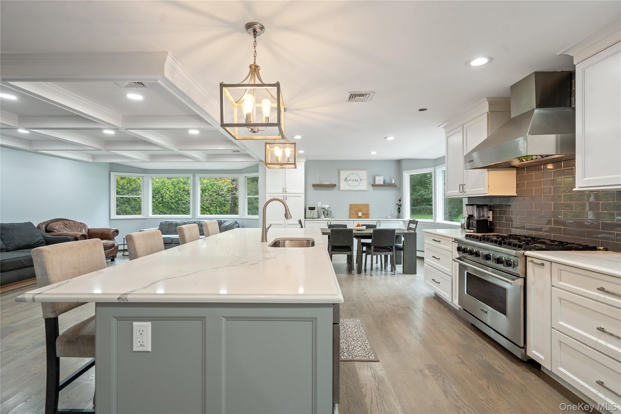 14 S Hollow Road, Dix Hills, NY 11746