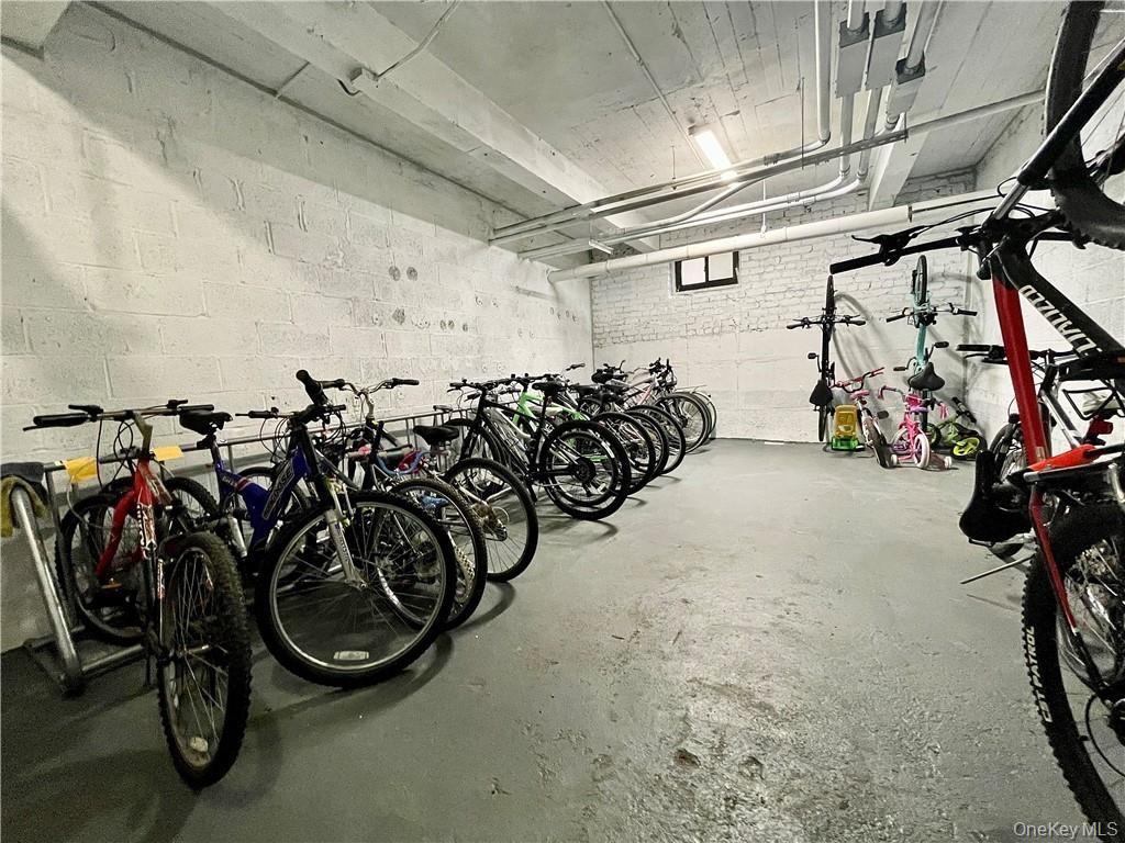 2531 E 7th Street # 1J, Brooklyn, NY 11235