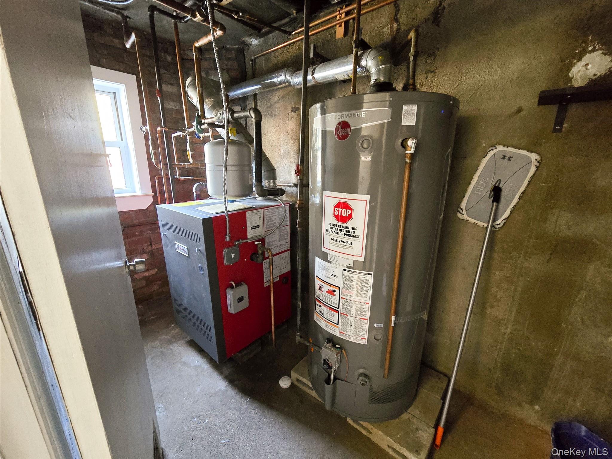 9119 108th Street, Richmond Hill, NY 11418