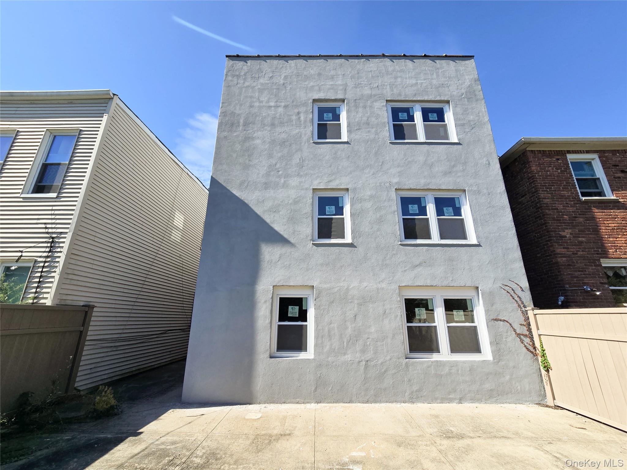 9119 108th Street, Richmond Hill, NY 11418