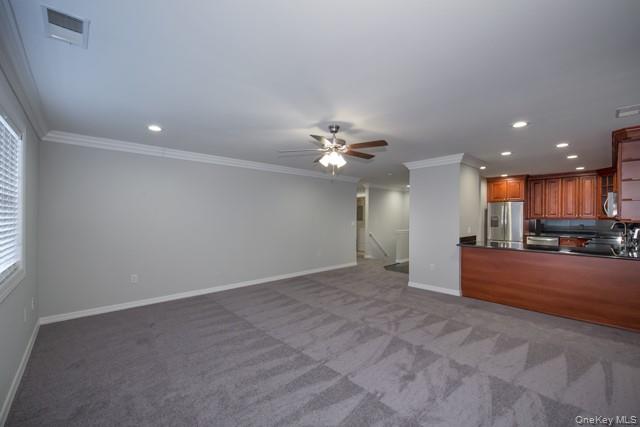 18 Adams Way # 18, Sayville, NY 11782