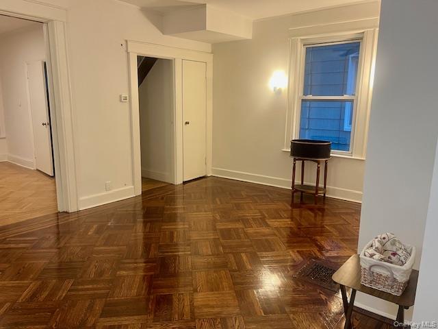 8431 108th Street, Richmond Hill North, NY 11418