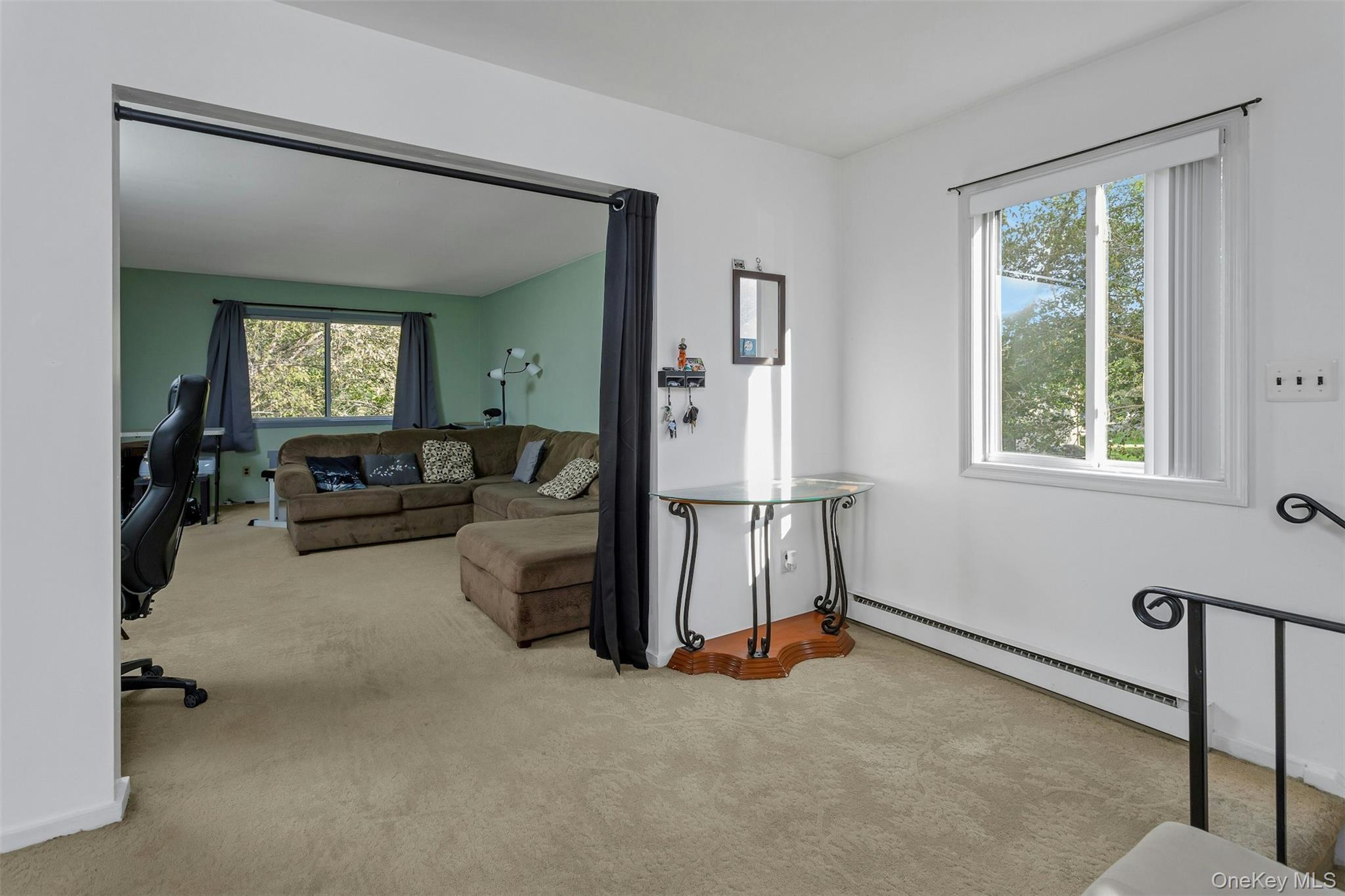 17 Cromwell Place # B, Mohegan Lake, NY 10547