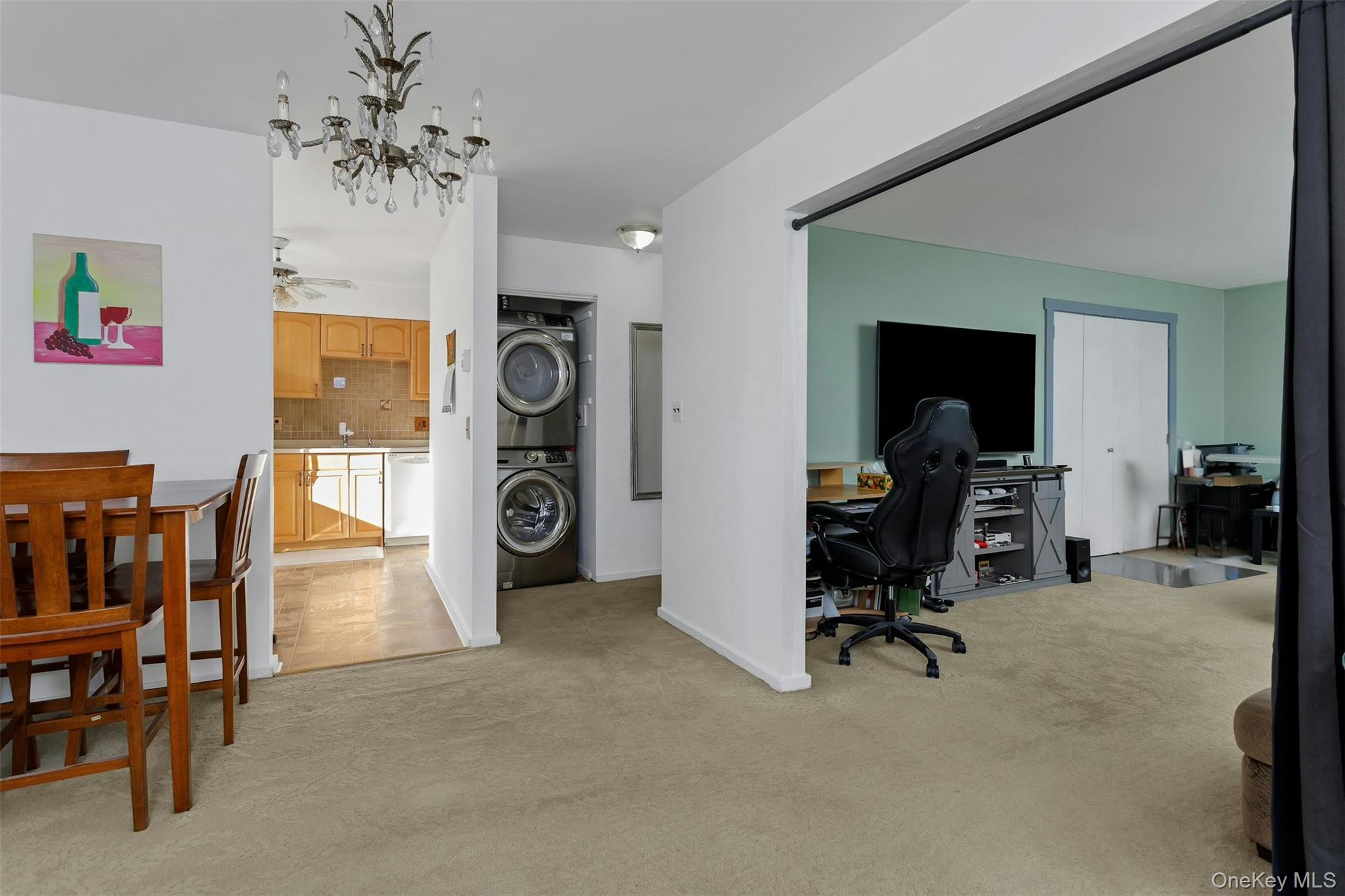 17 Cromwell Place # B, Mohegan Lake, NY 10547