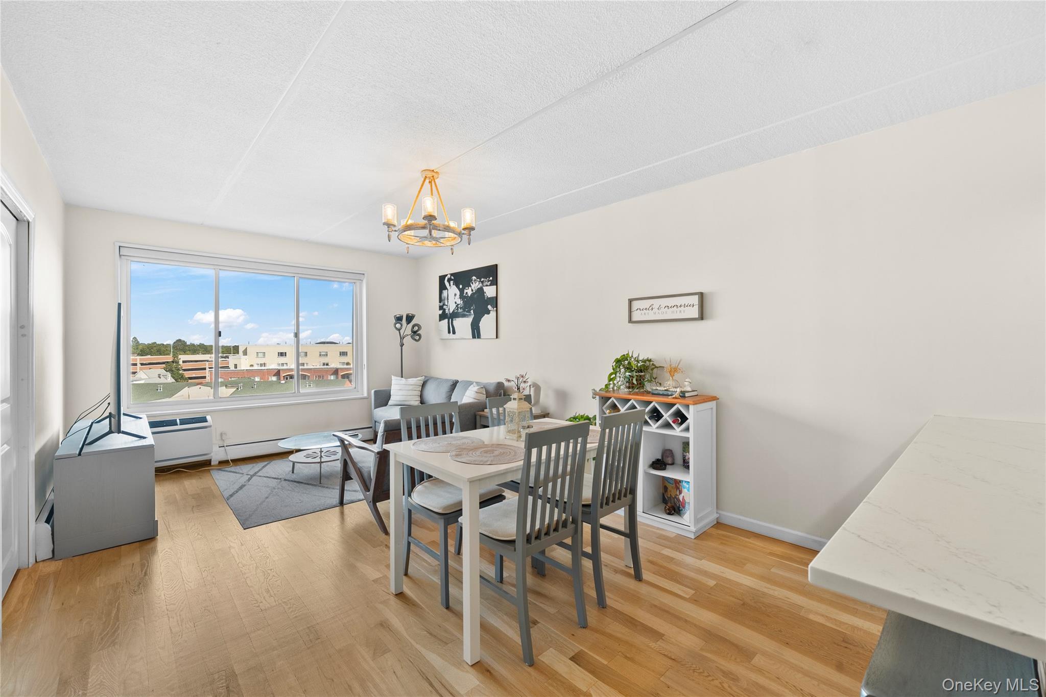 135 Post Avenue # 6O, Westbury, NY 11590