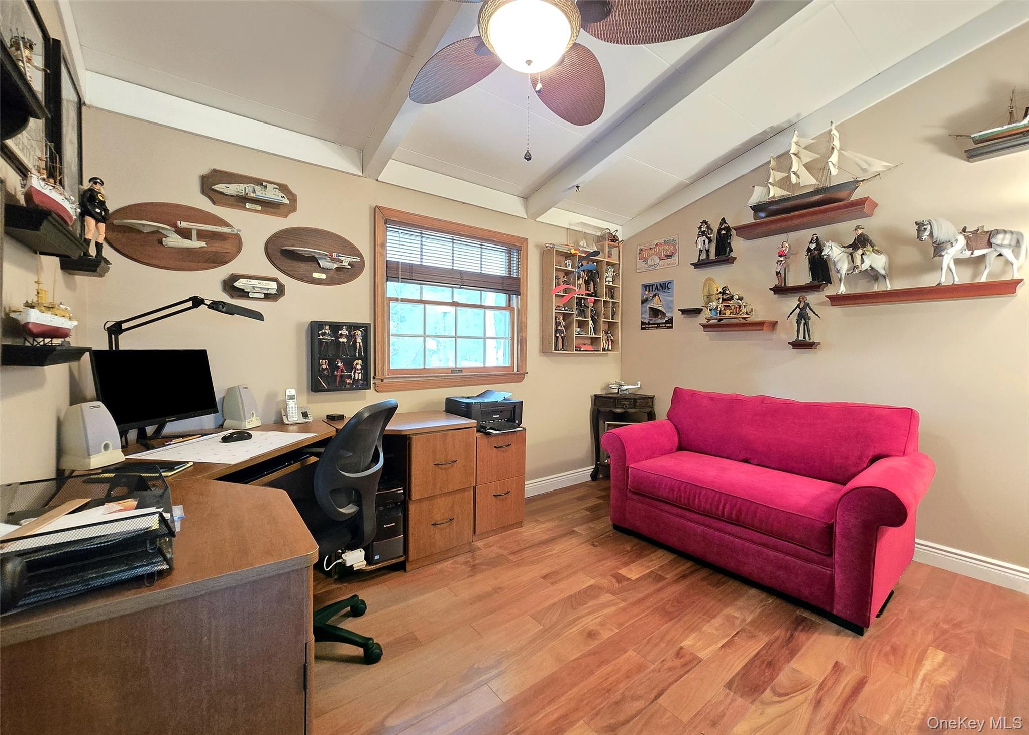 8 Stalker Lane, Setauket, NY 11733