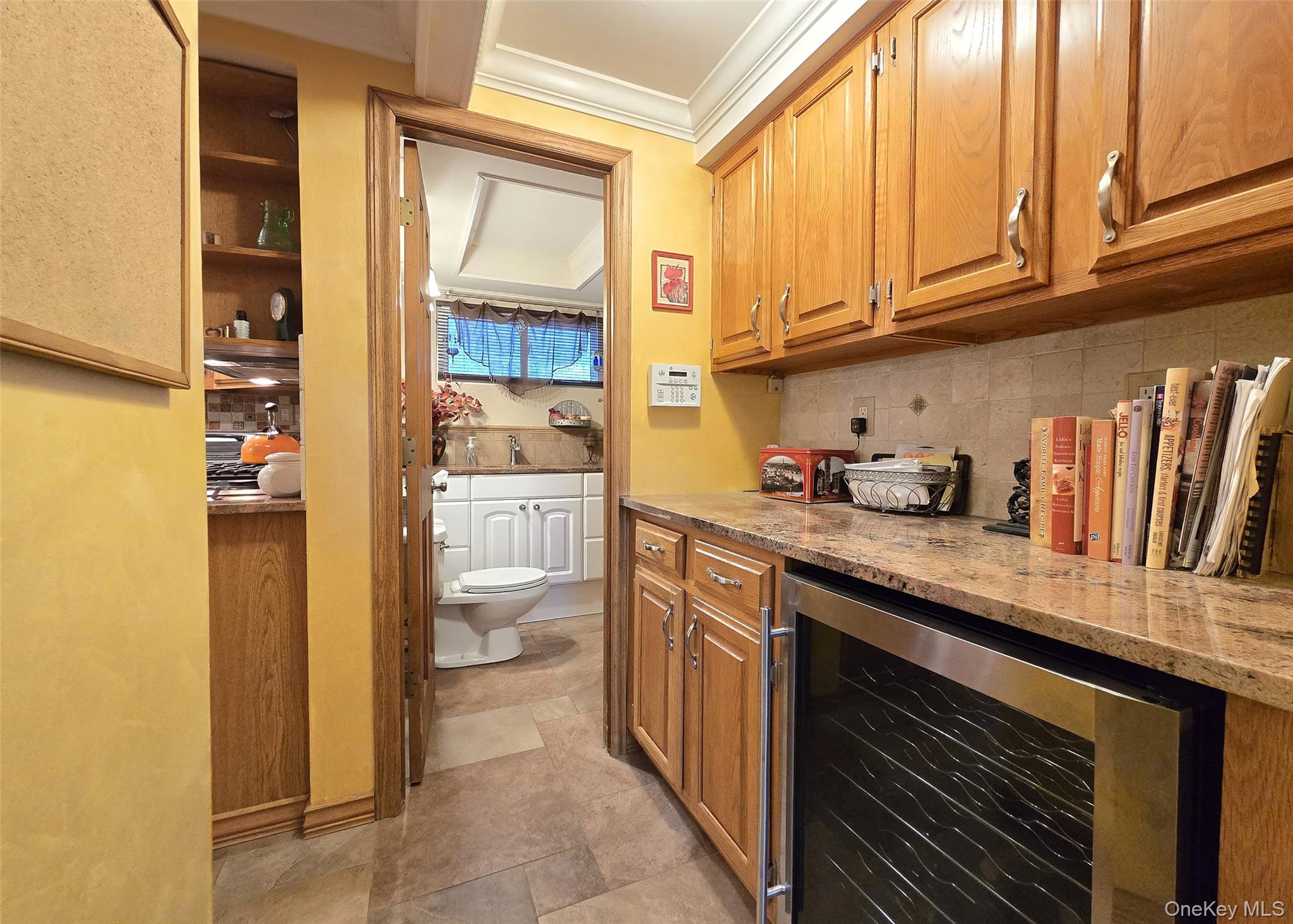 8 Stalker Lane, Setauket, NY 11733