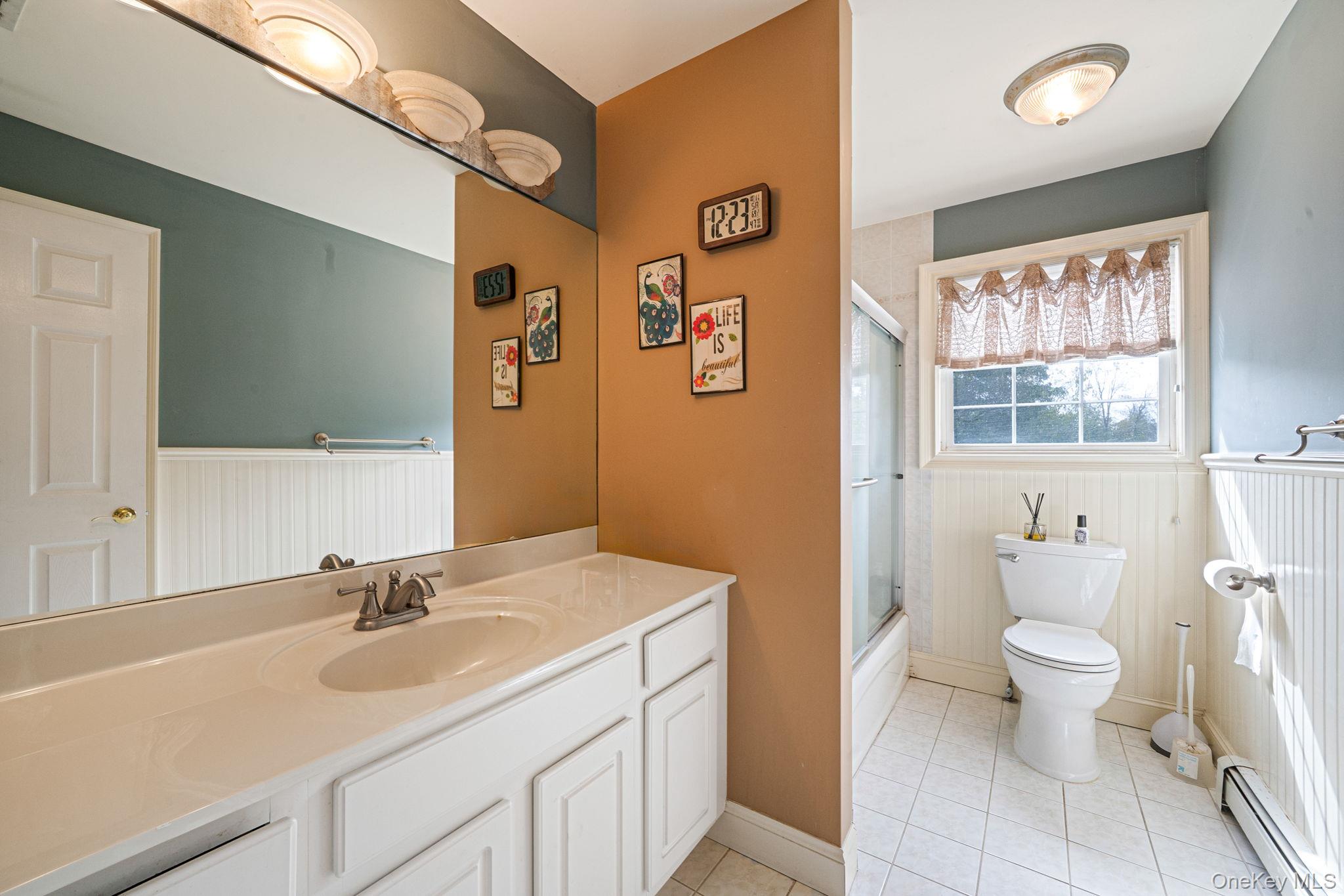 36 Vanderbilt Avenue, Saint James, NY 11780