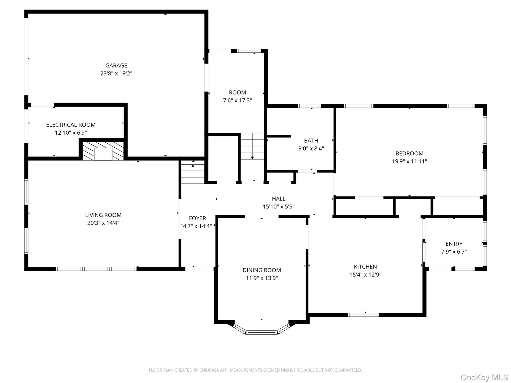 29 Woodlawn Avenue, Oakdale, NY 11769