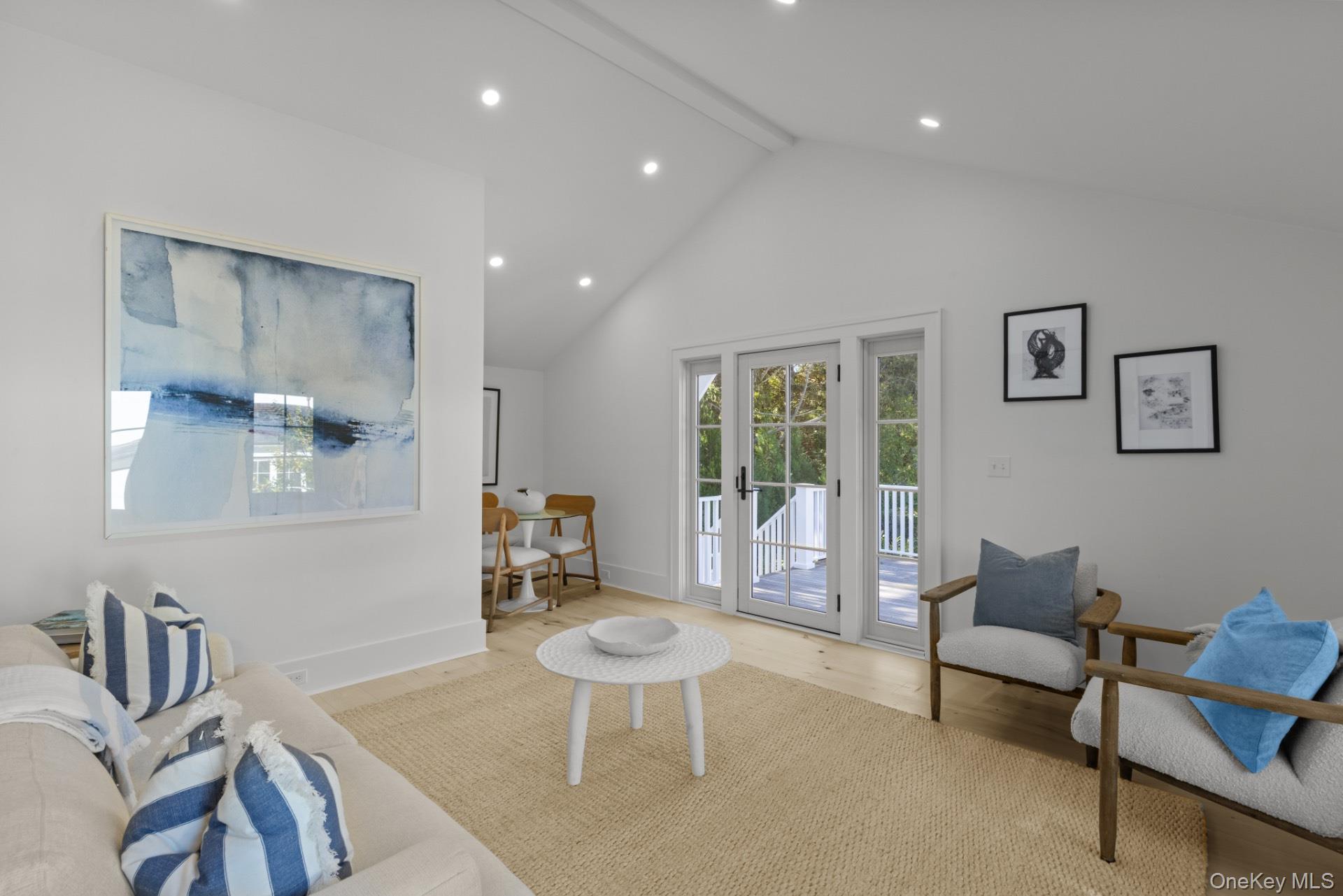 30 Huntting Street, Southampton, NY 11968