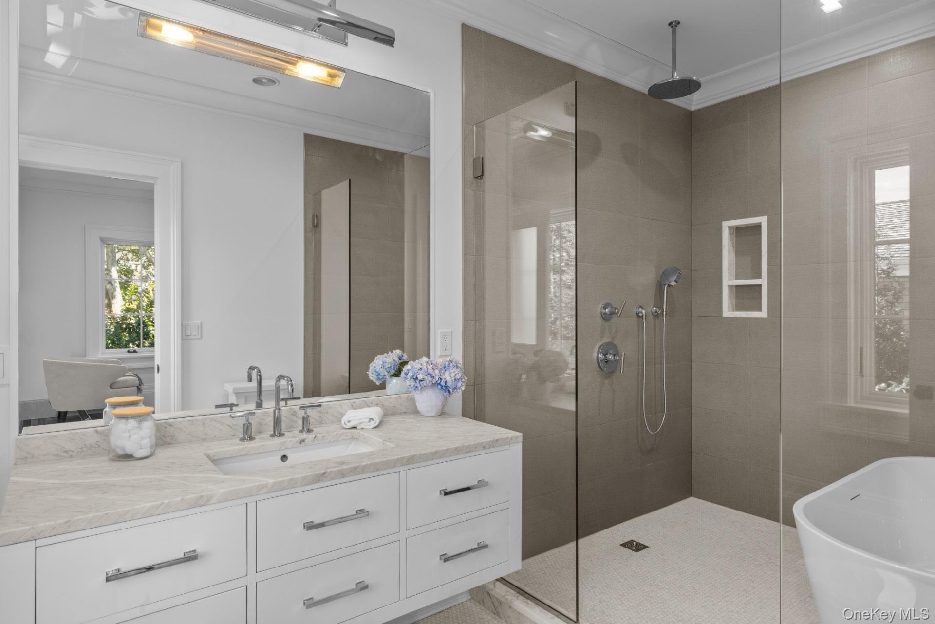 30 Huntting Street, Southampton, NY 11968