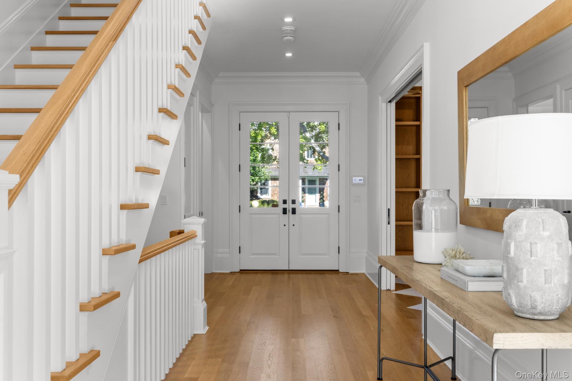 30 Huntting Street, Southampton, NY 11968