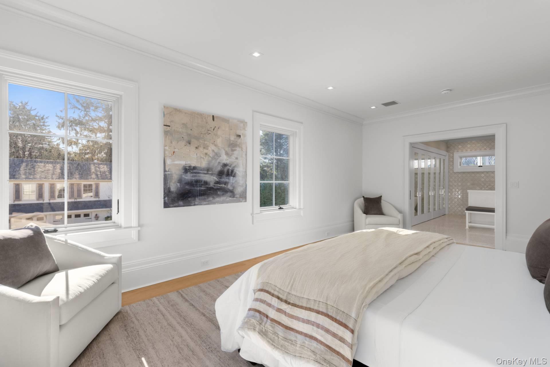 30 Huntting Street, Southampton, NY 11968