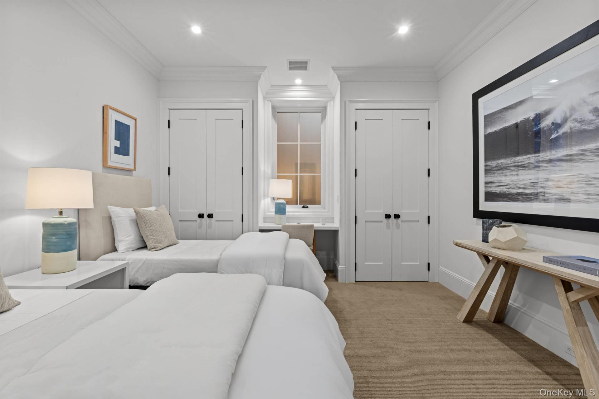 30 Huntting Street, Southampton, NY 11968