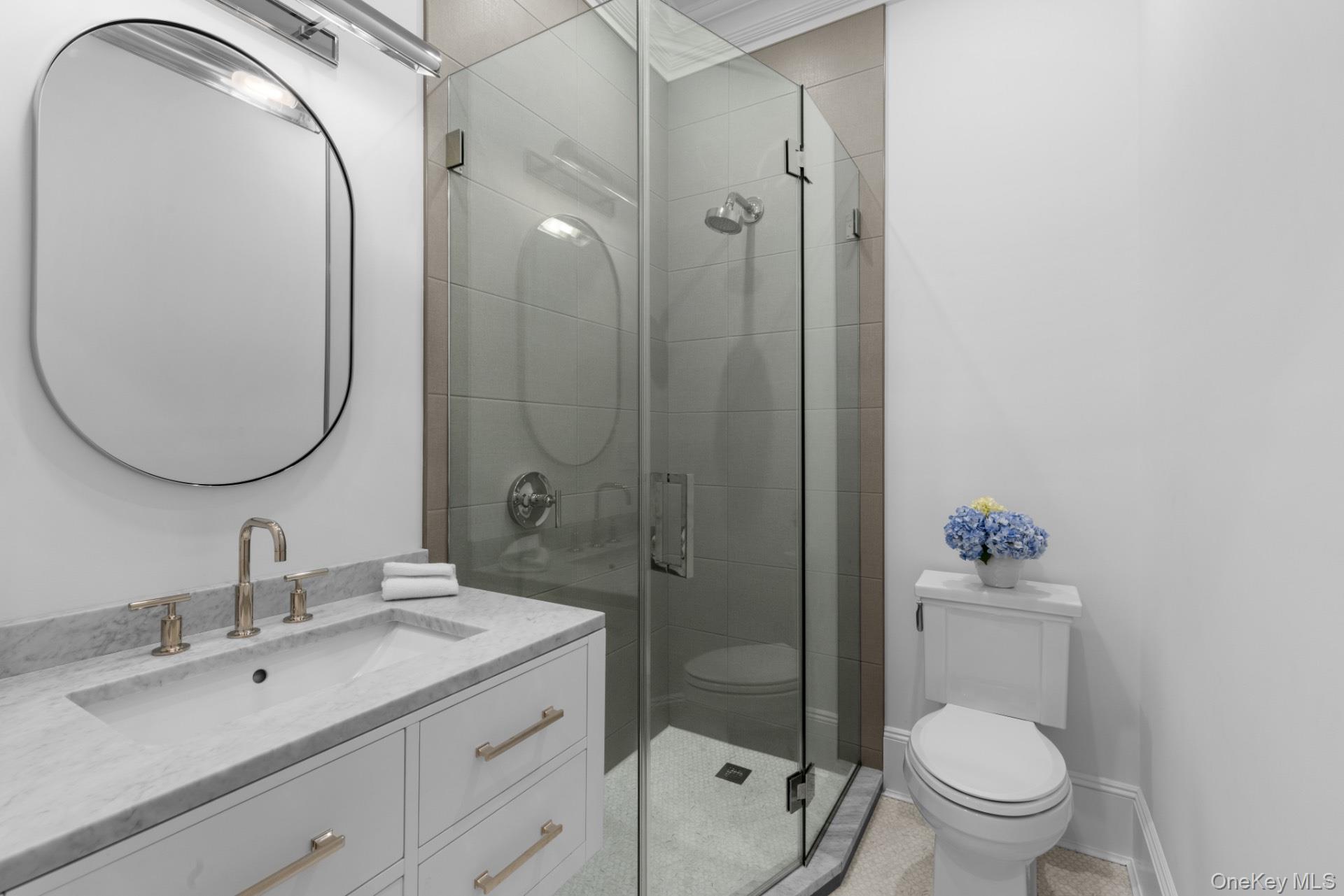 30 Huntting Street, Southampton, NY 11968