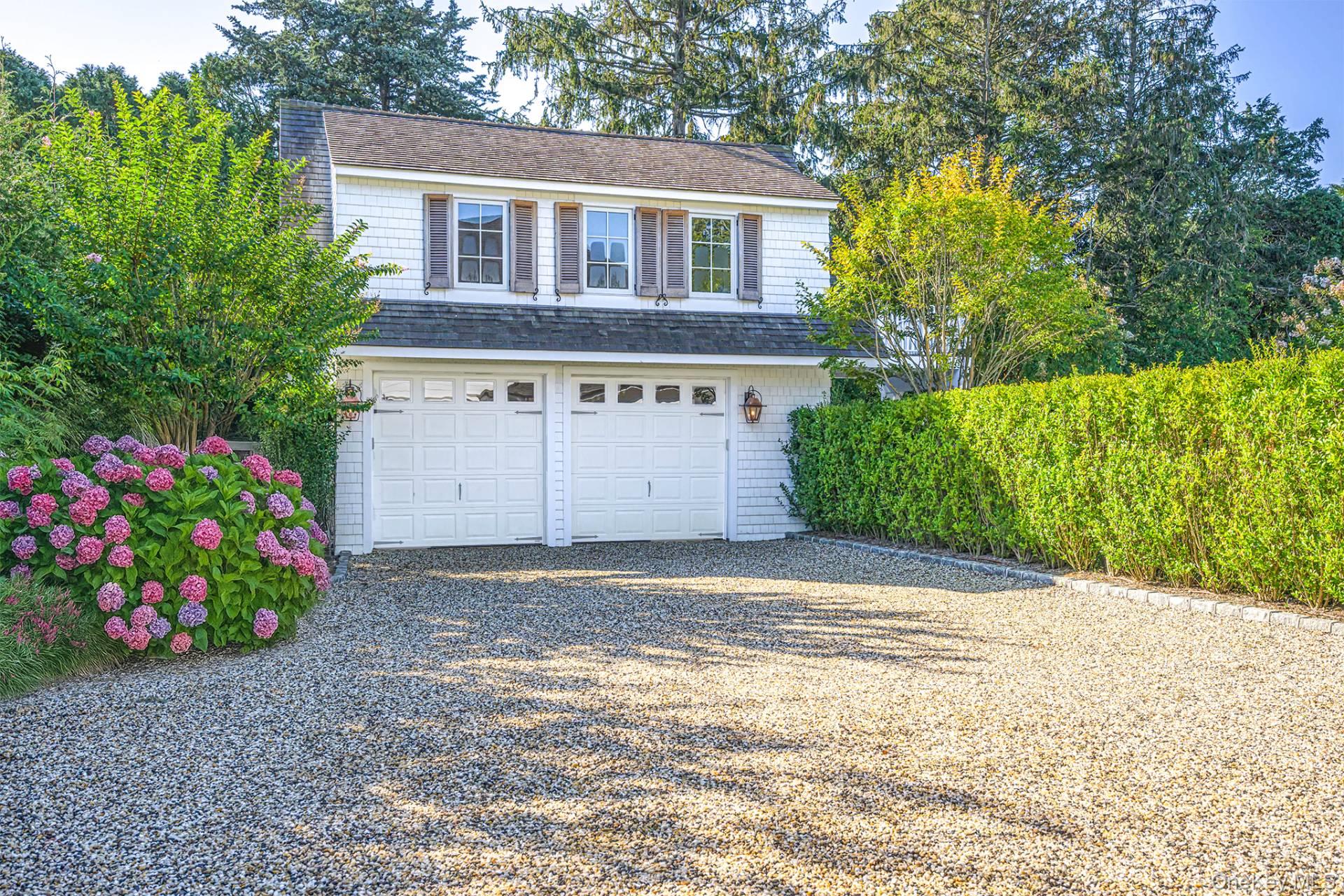 30 Huntting Street, Southampton, NY 11968