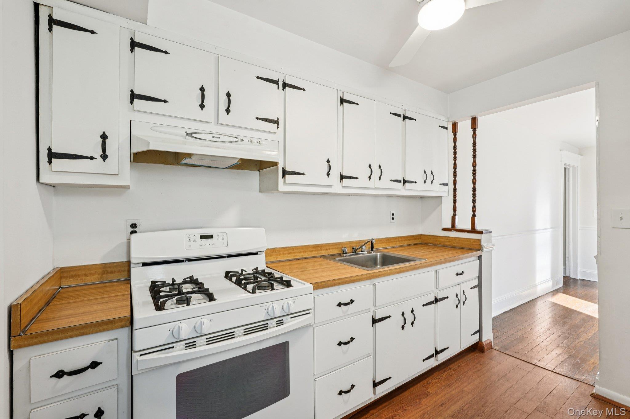 41 Portland Place, Yonkers, NY 10703