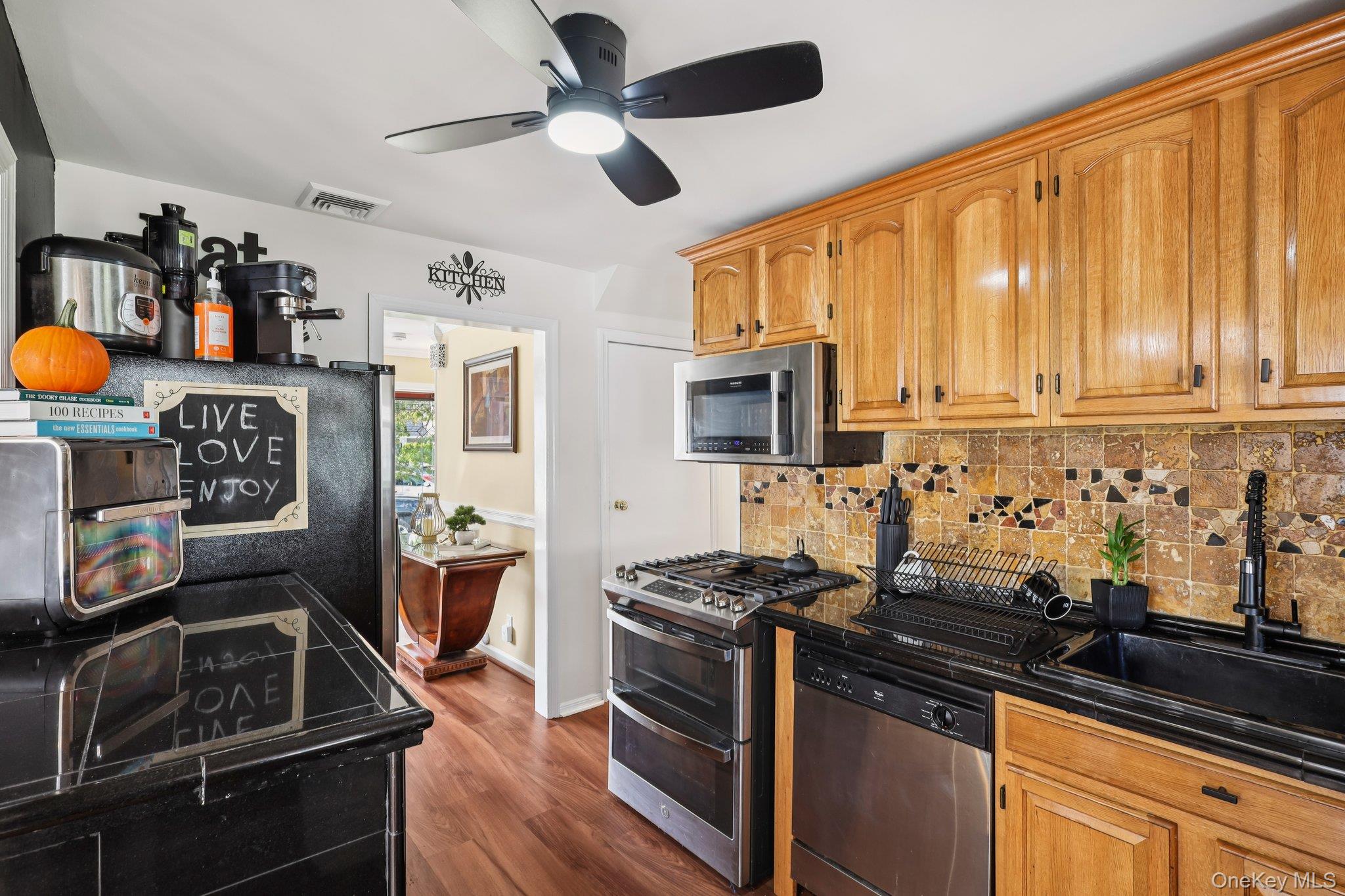 103 Gilroy Avenue, Uniondale, NY 11553