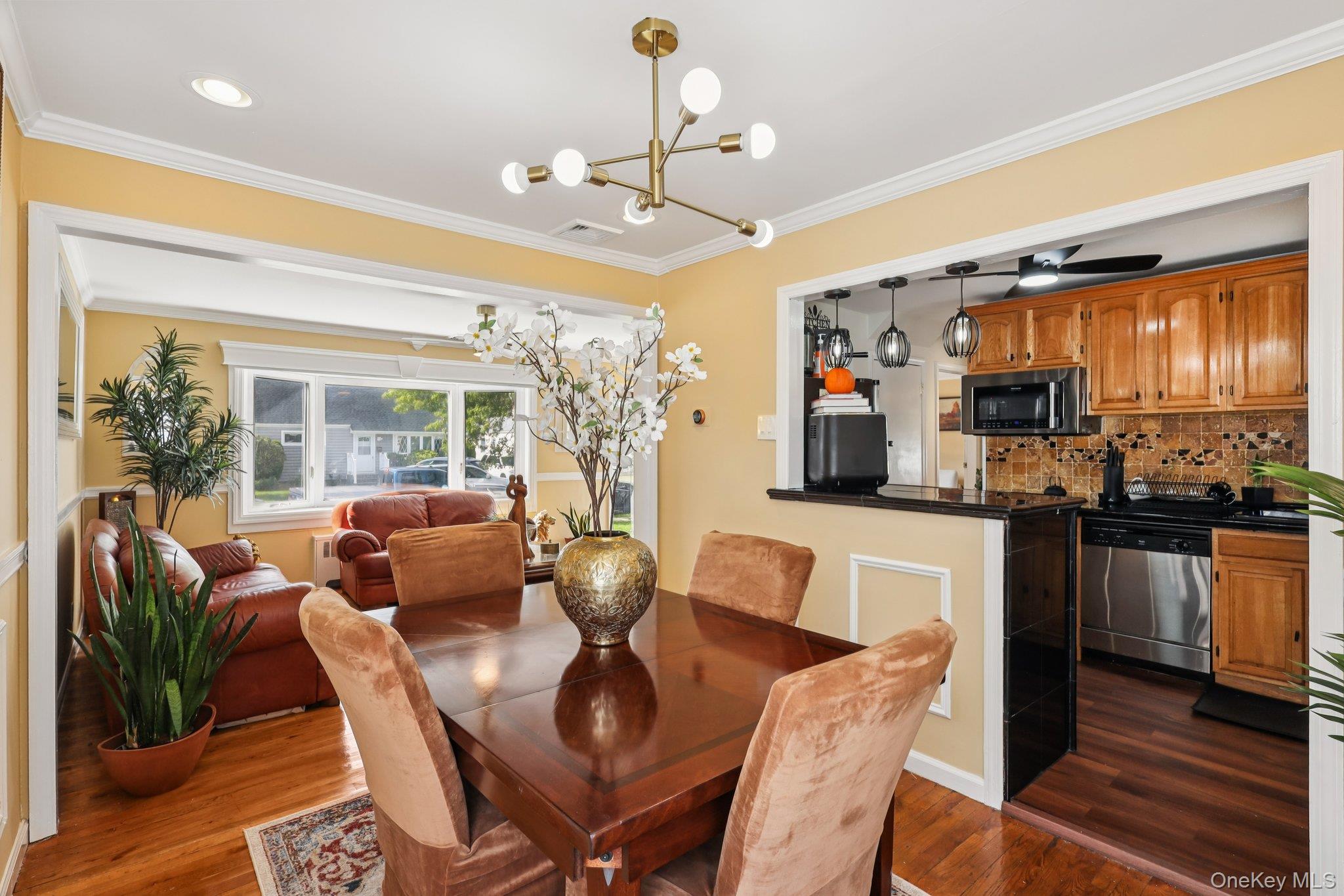 103 Gilroy Avenue, Uniondale, NY 11553