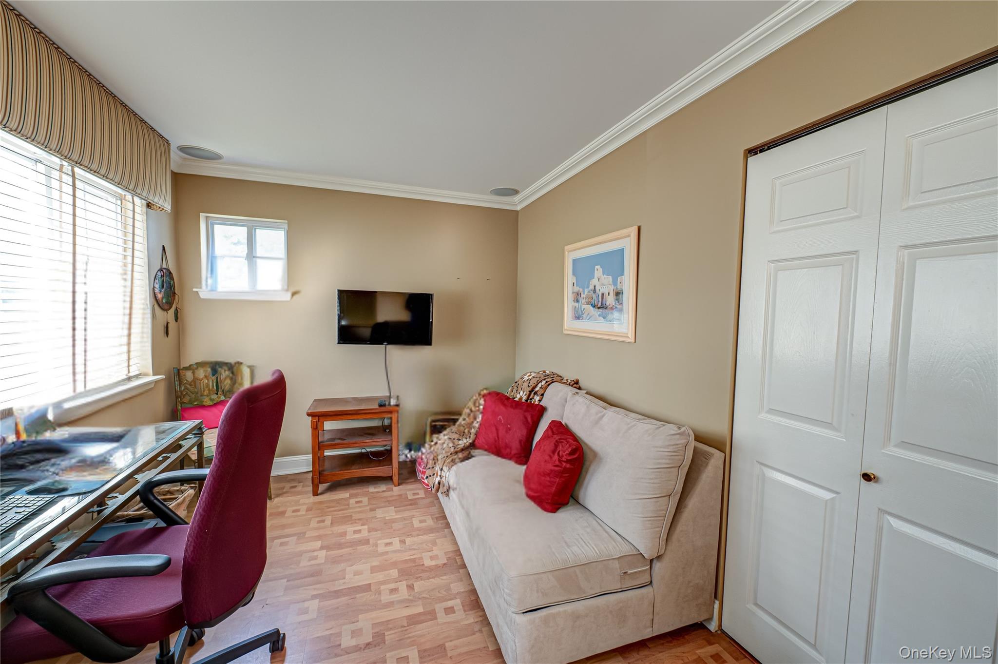 18 Beekman Place, Islandia, NY 11749