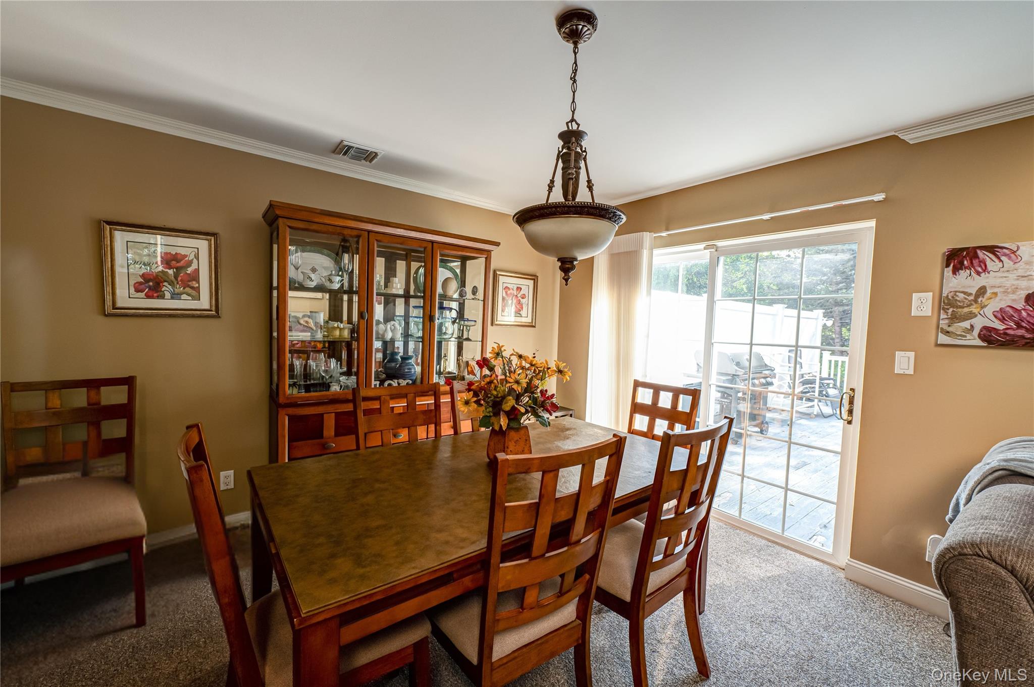 18 Beekman Place, Islandia, NY 11749