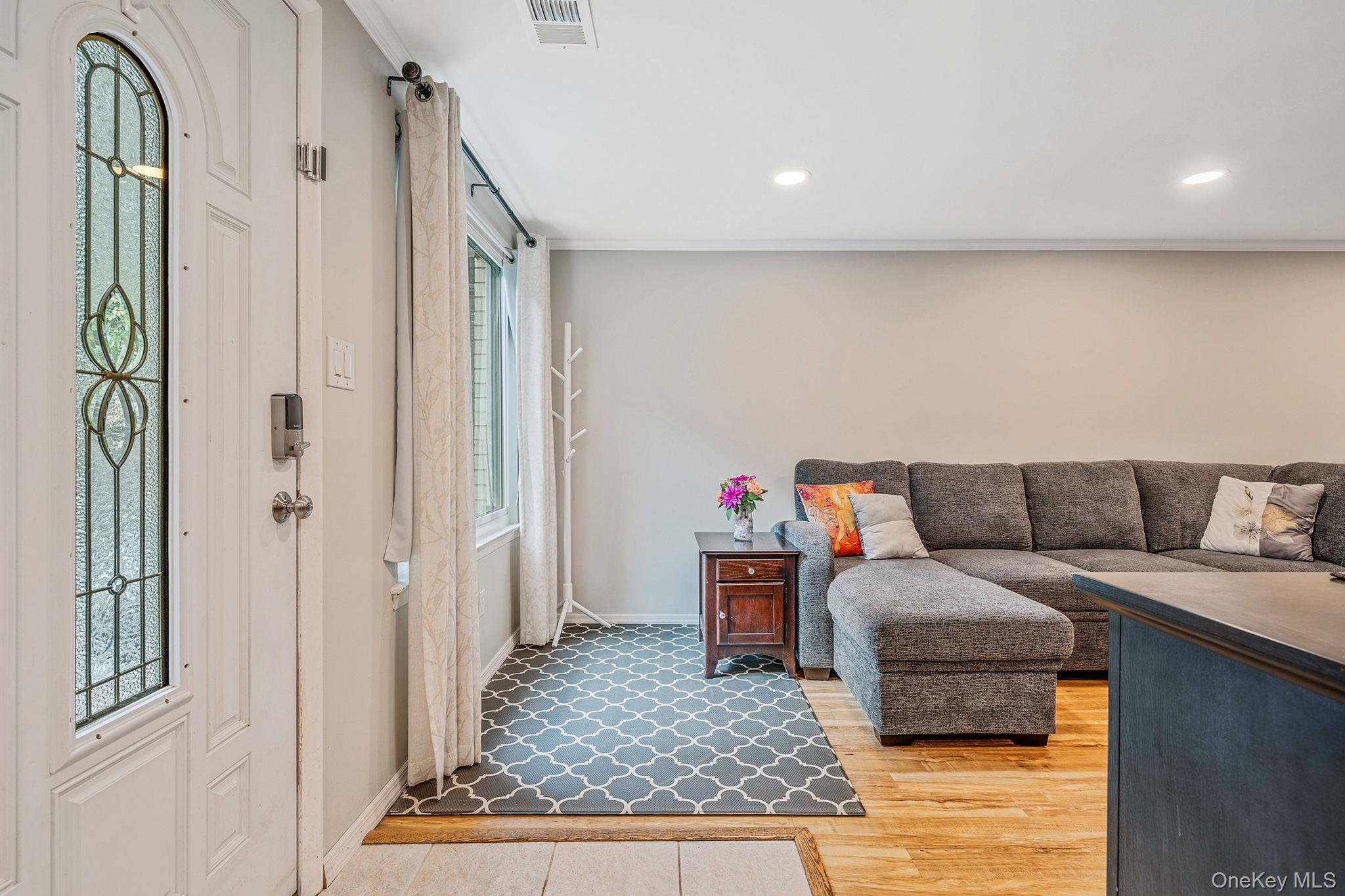 862 Birchwood Road, Medford, NY 11763