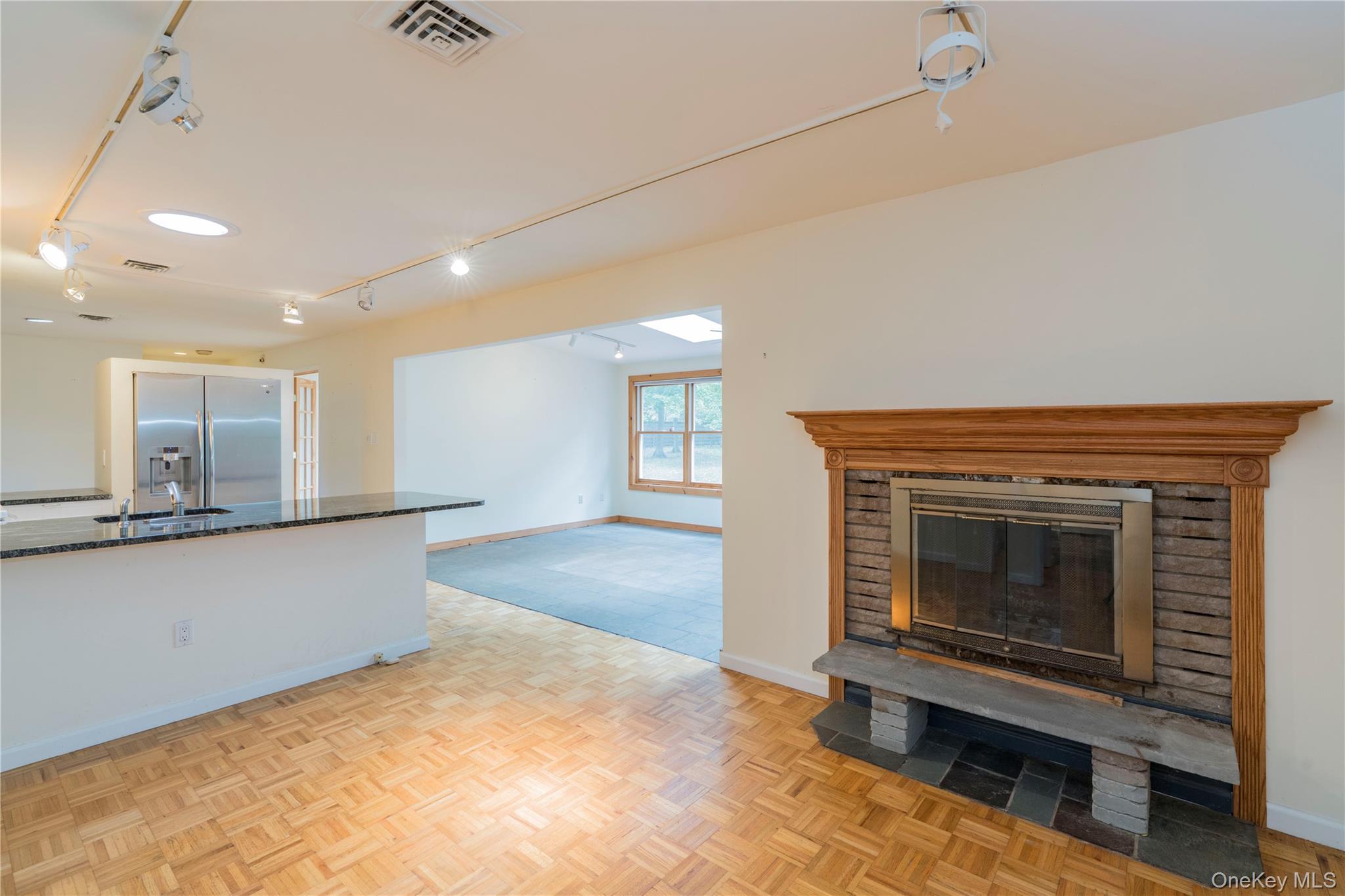 98 River Road, Rhinebeck, NY 12572