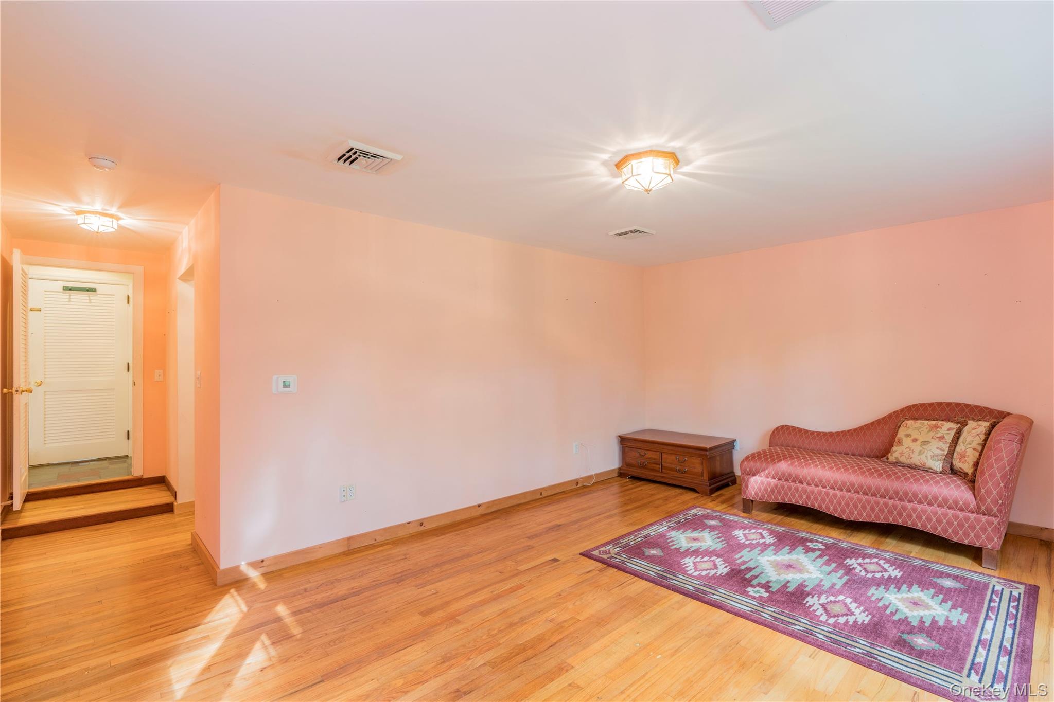 98 River Road, Rhinebeck, NY 12572