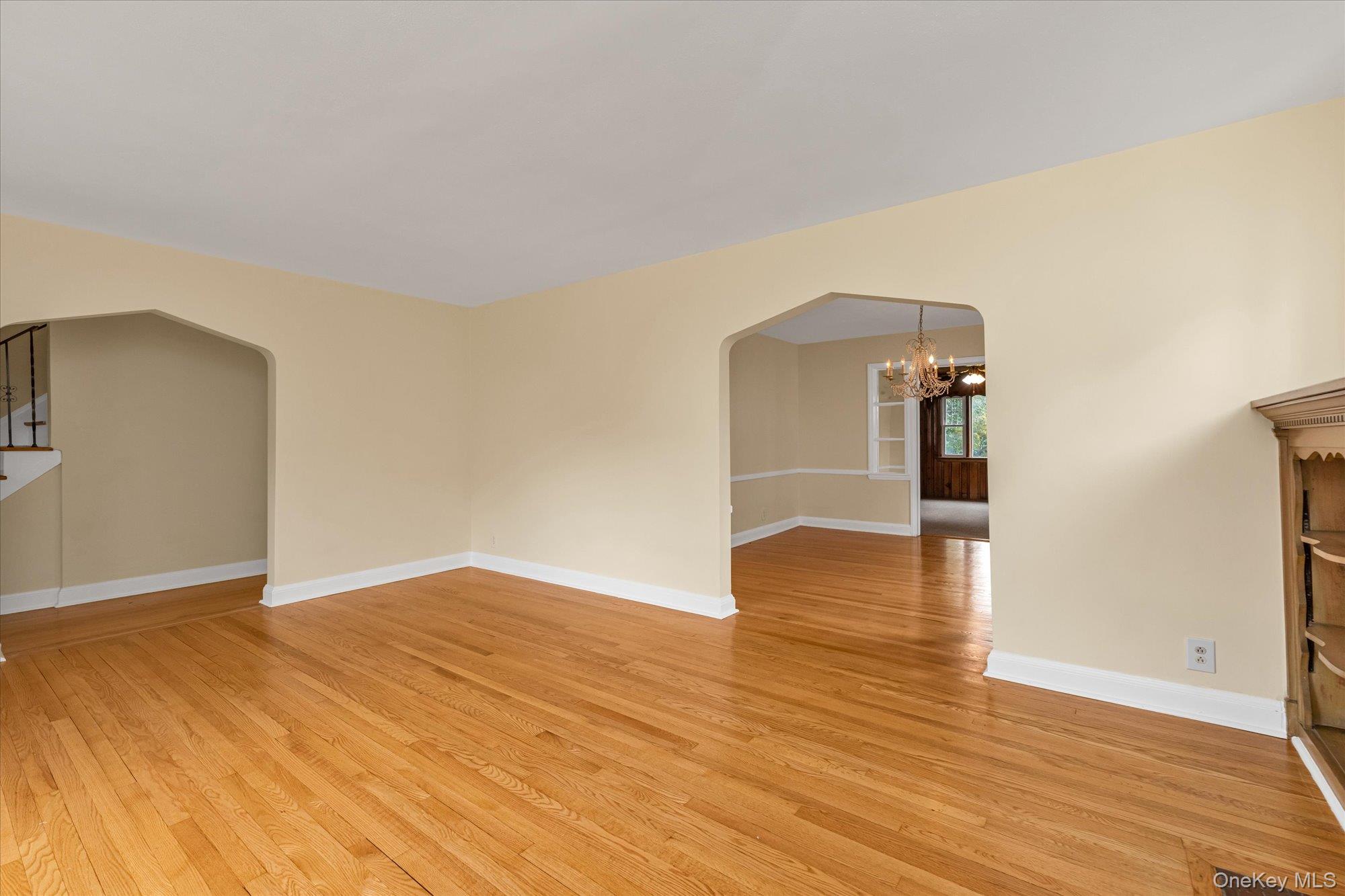 8 Sachem Street, East Rockaway, NY 11518